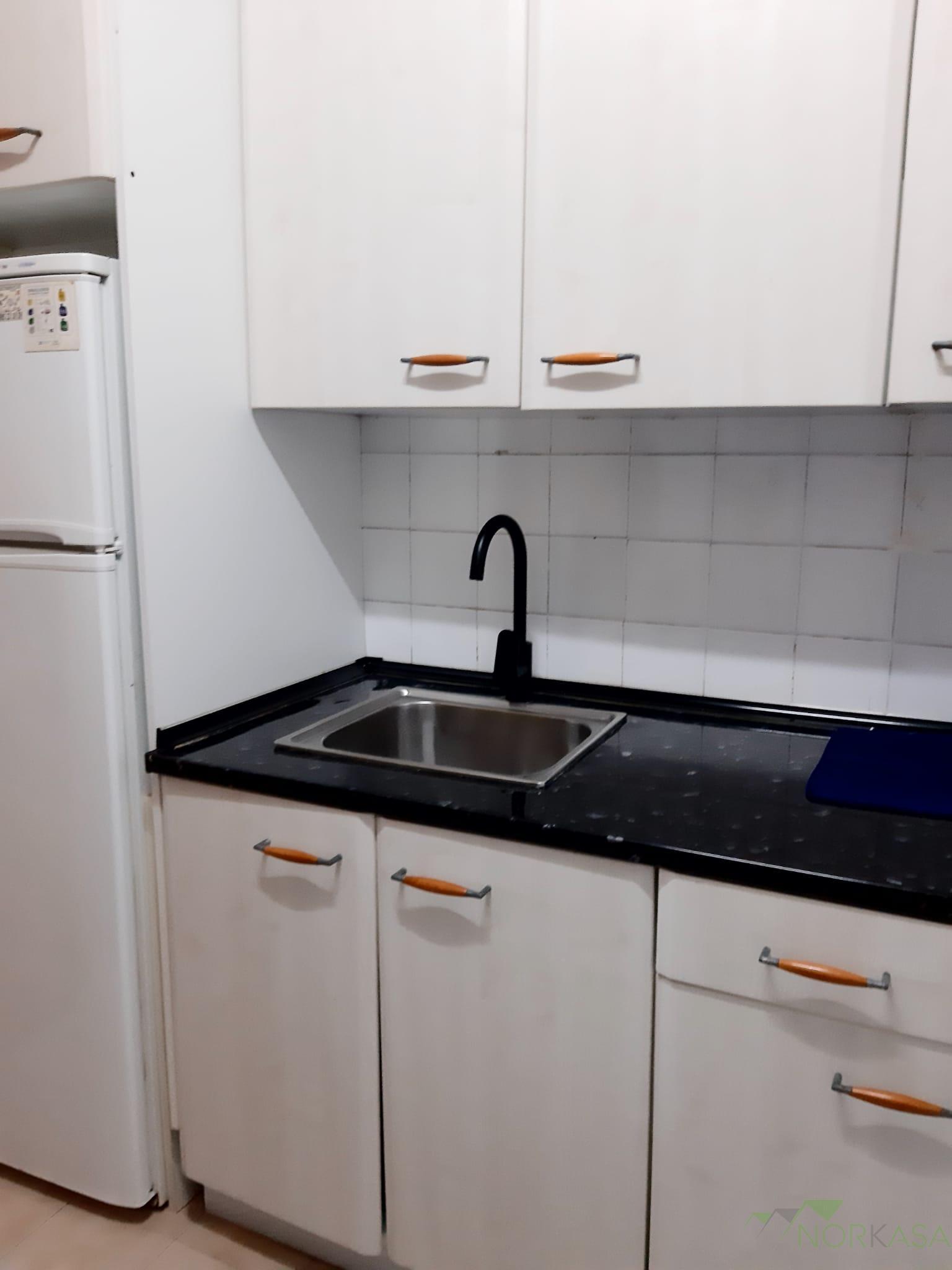 For rent of flat in Oviedo