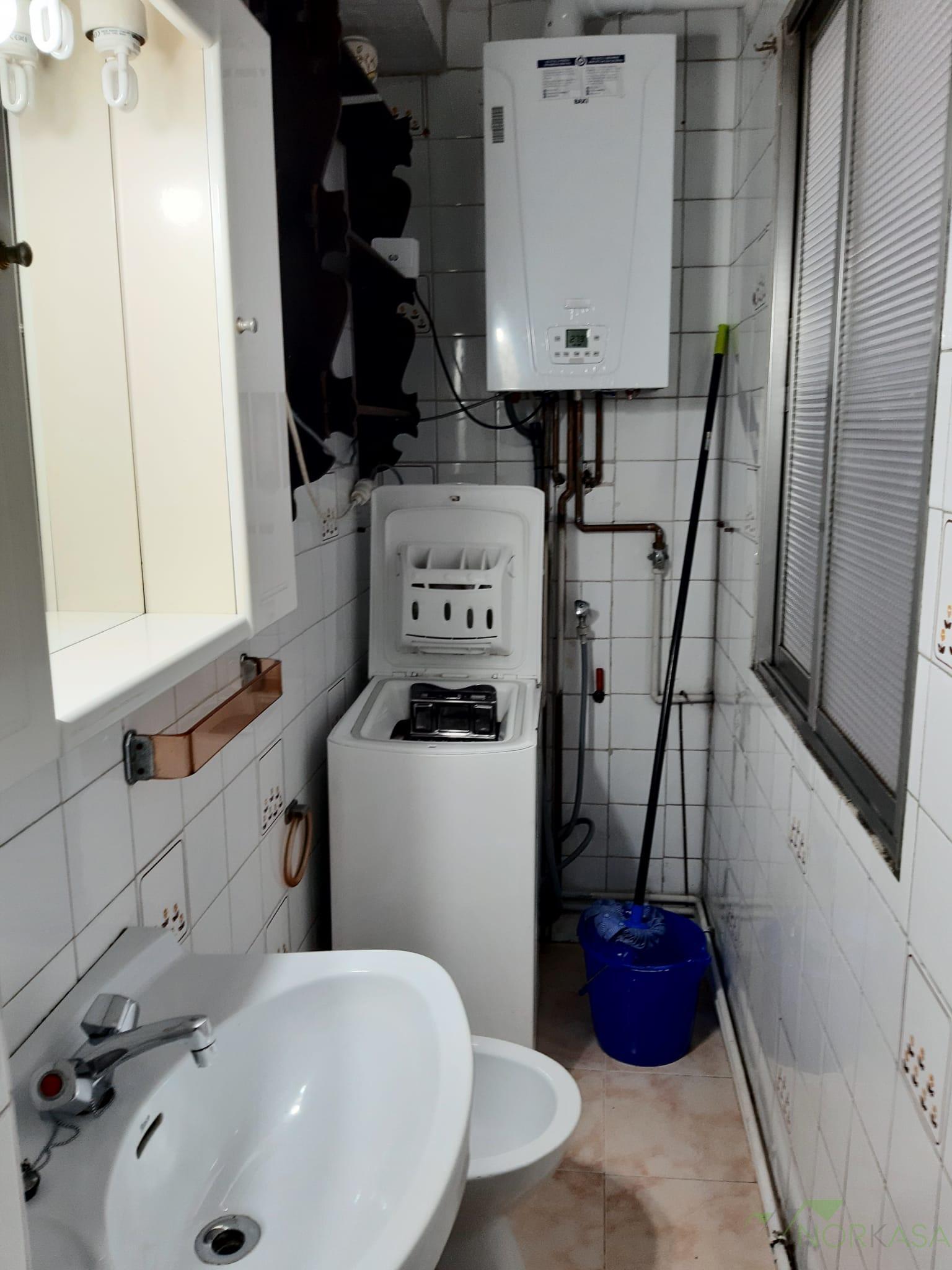 For rent of flat in Oviedo