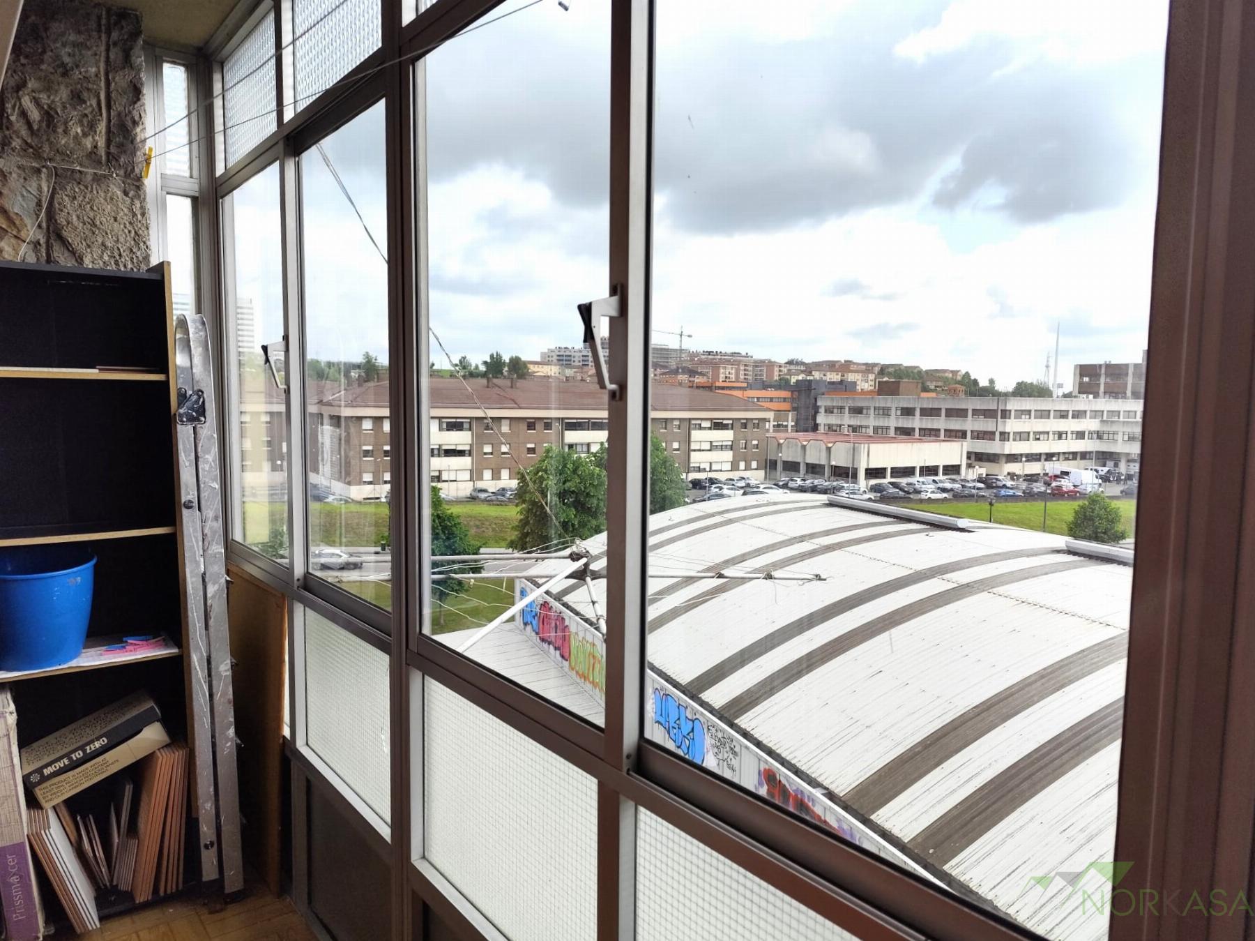 For rent of flat in Oviedo