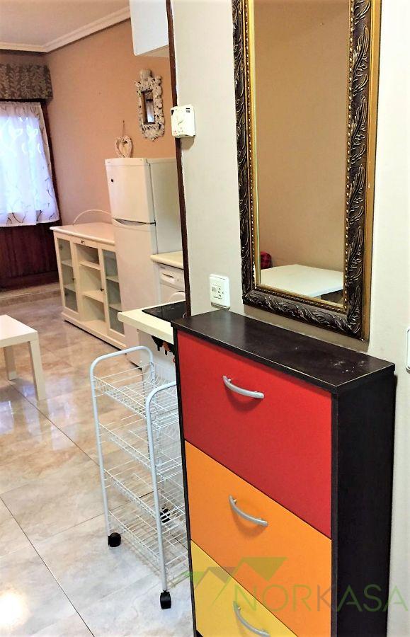 For sale of study in Oviedo