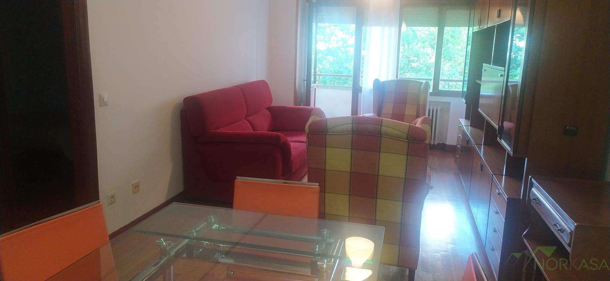 For rent of flat in Oviedo