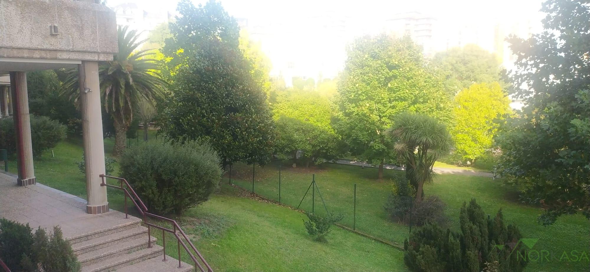 For rent of flat in Oviedo