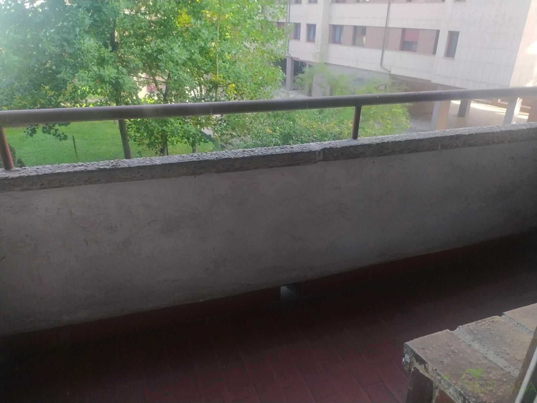 For rent of flat in Oviedo