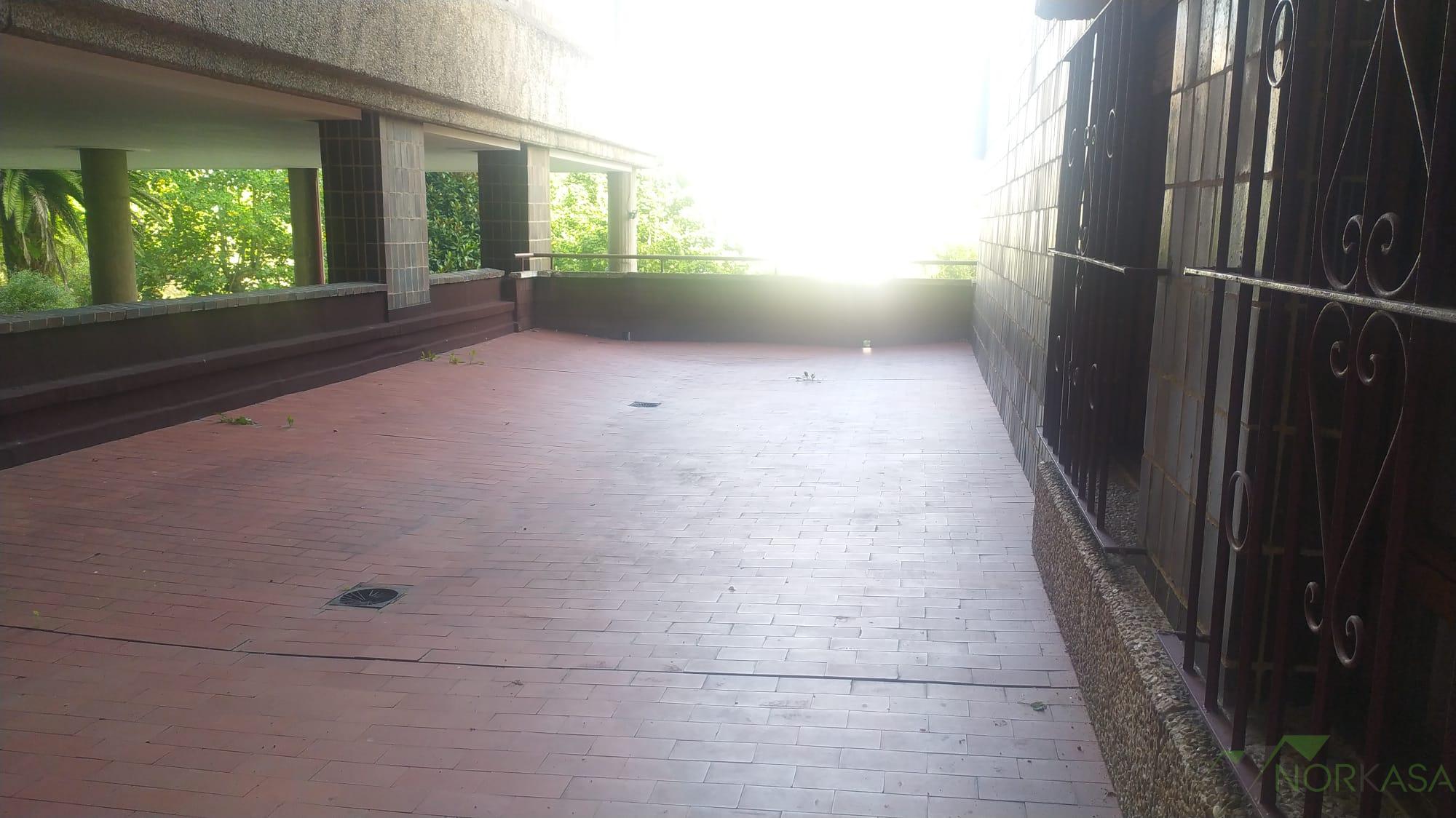 For rent of flat in Oviedo