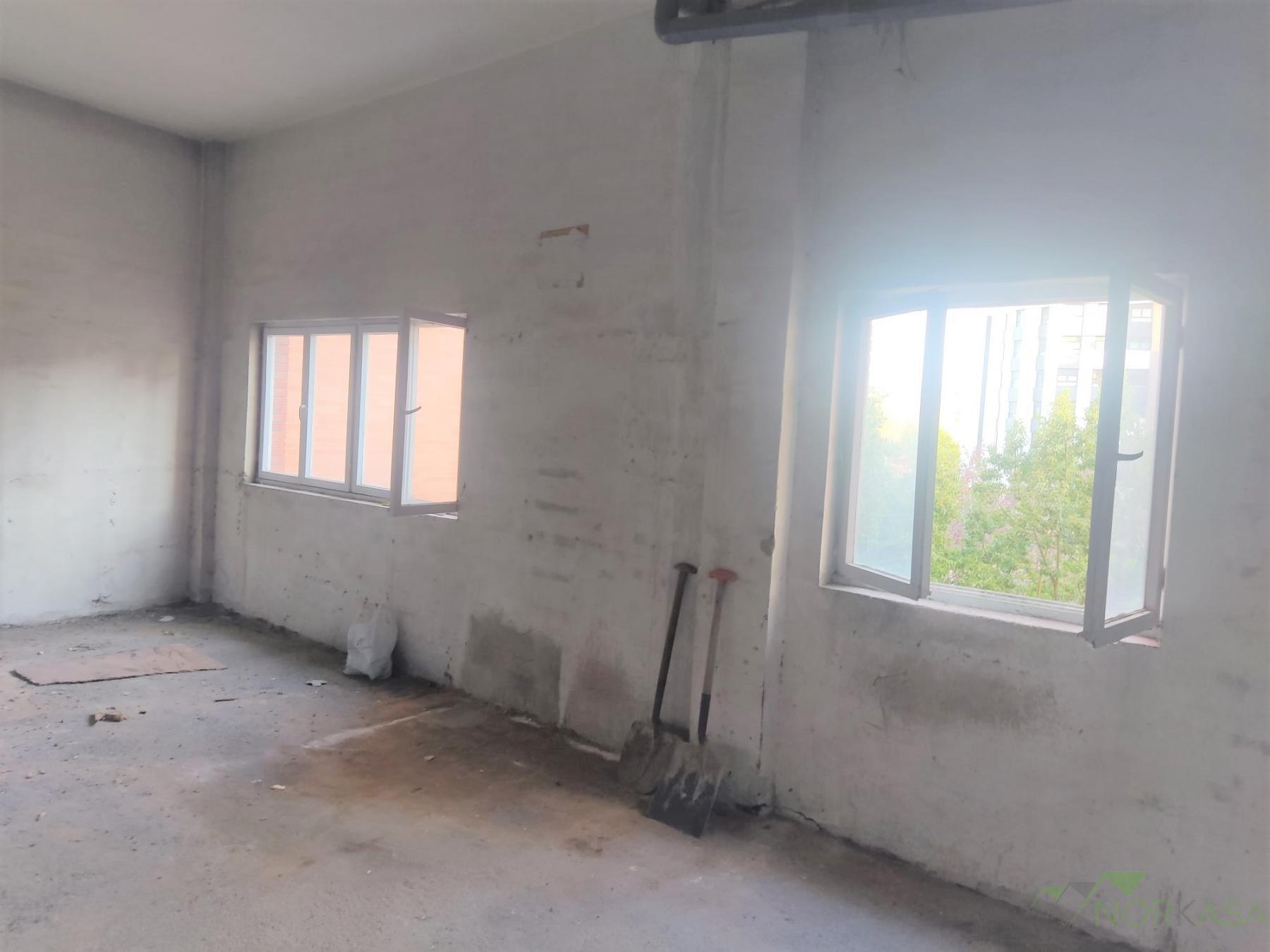 For rent of commercial in Oviedo