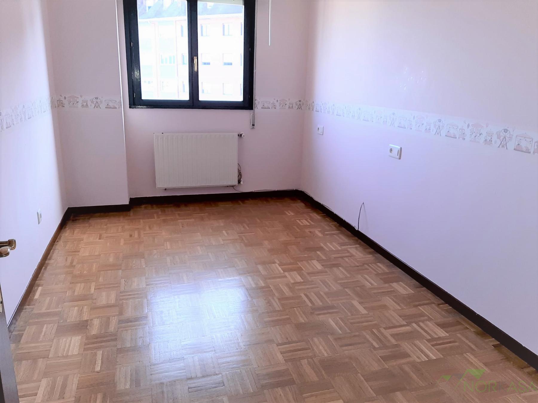 Venta de piso en Oviedo