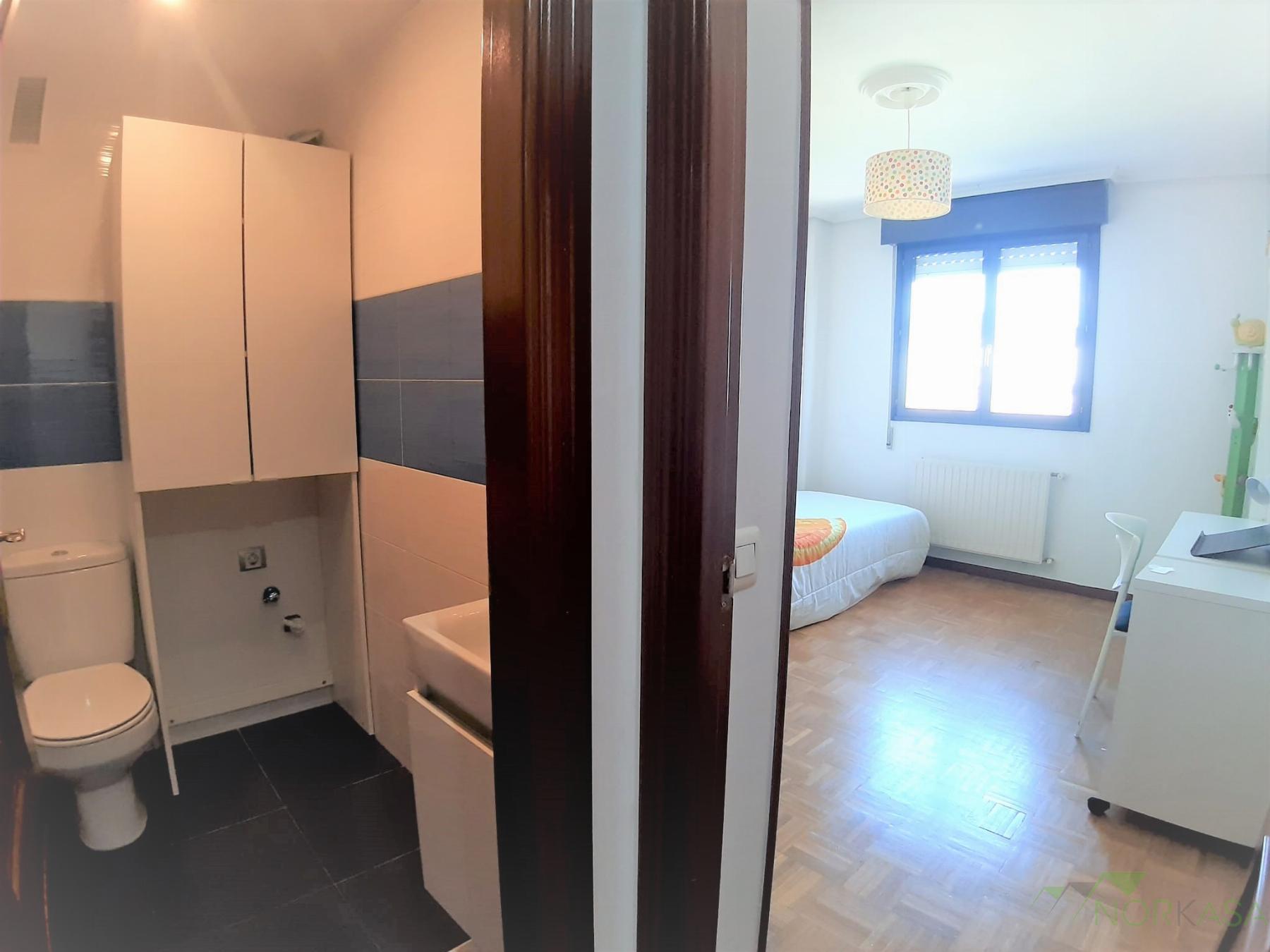 Venta de piso en Oviedo