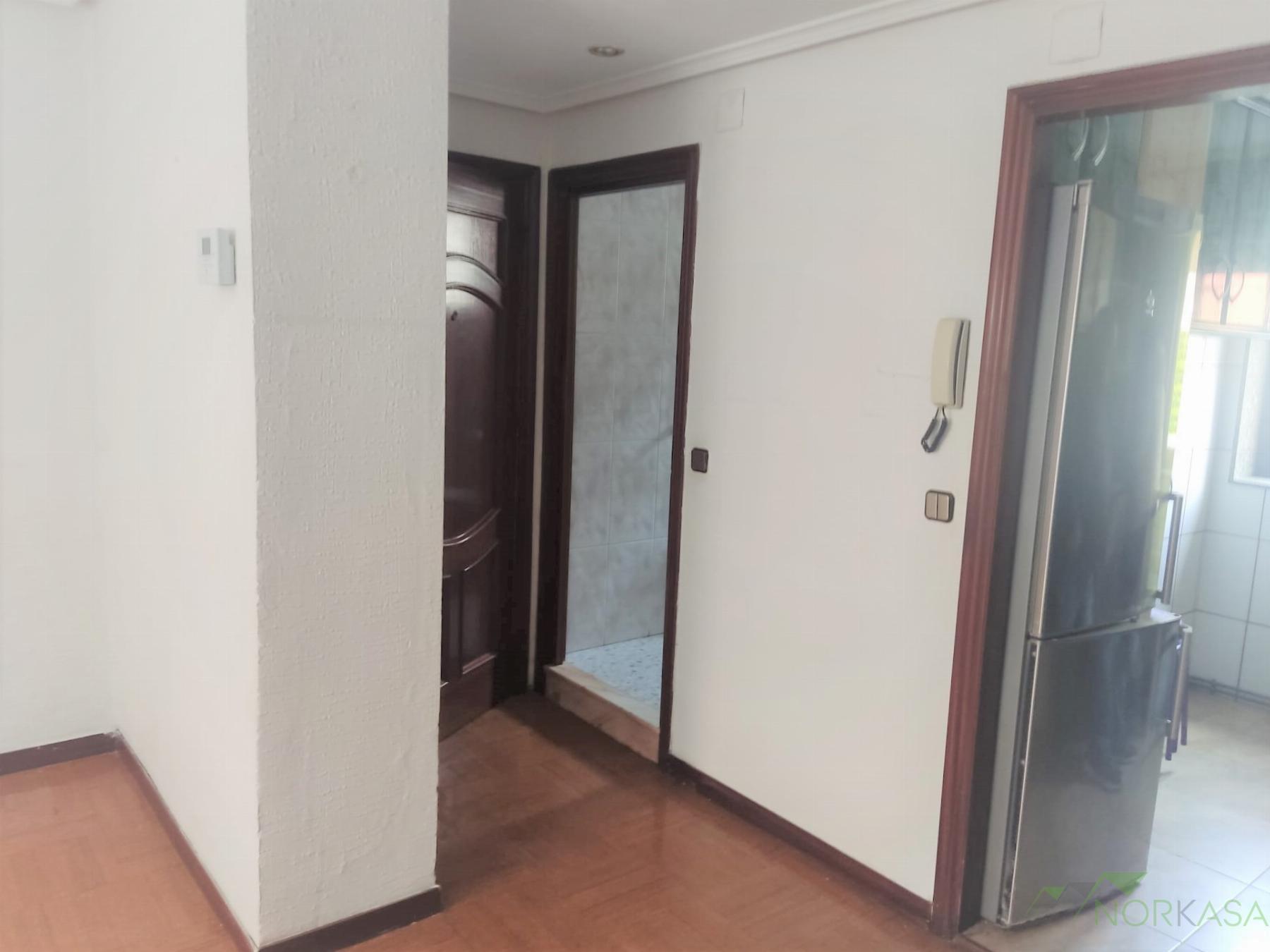 For sale of flat in Mieres Concejo
