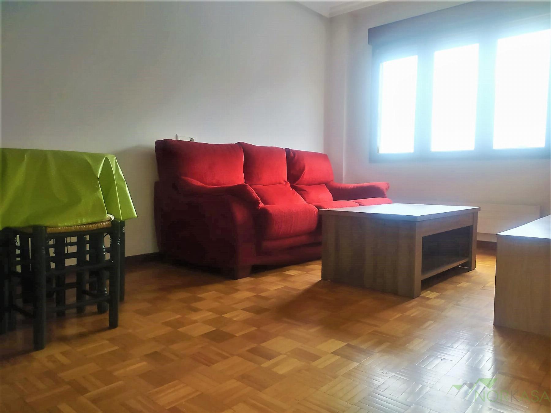 For sale of apartment in Oviedo