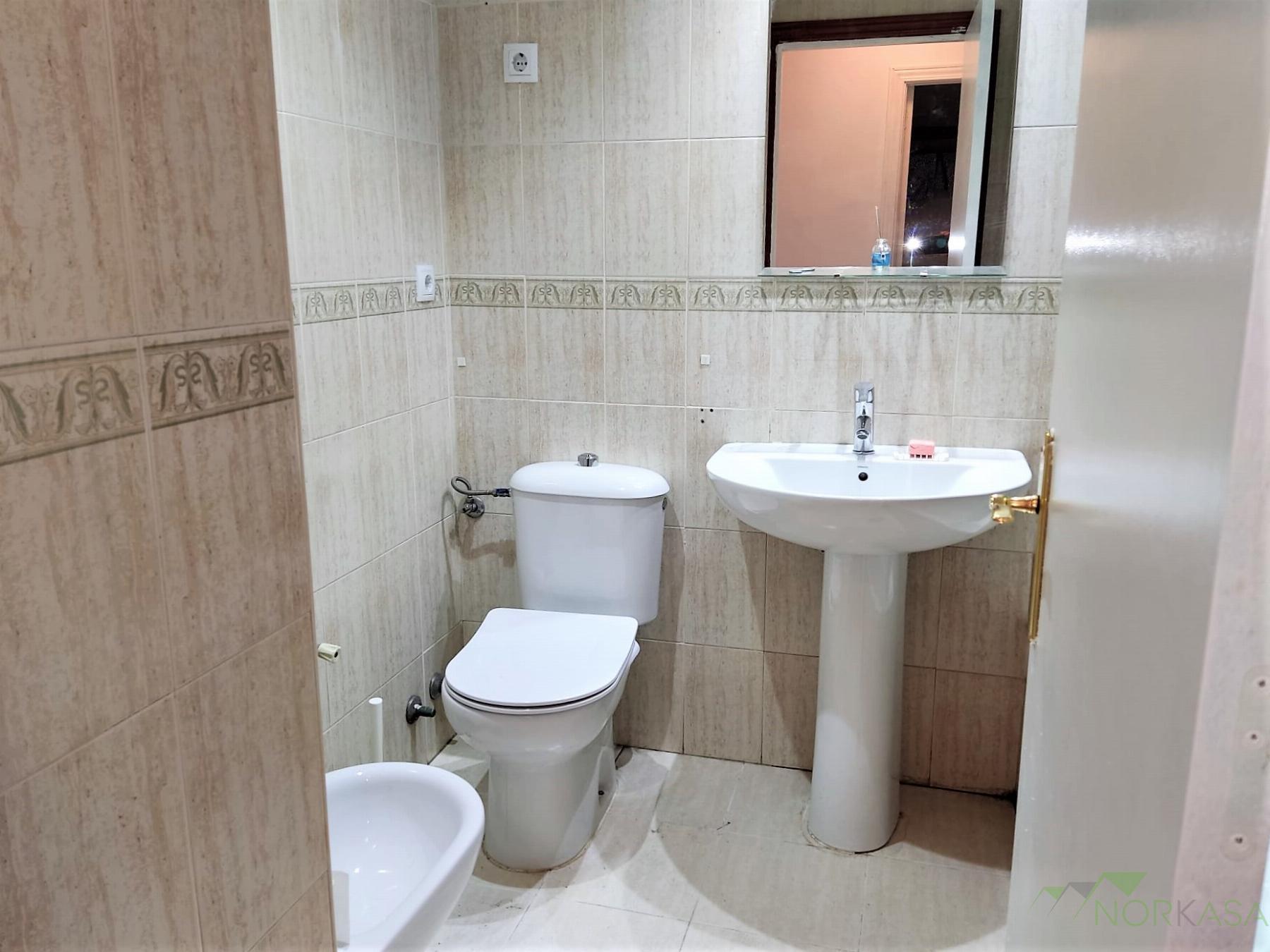 For sale of flat in Oviedo