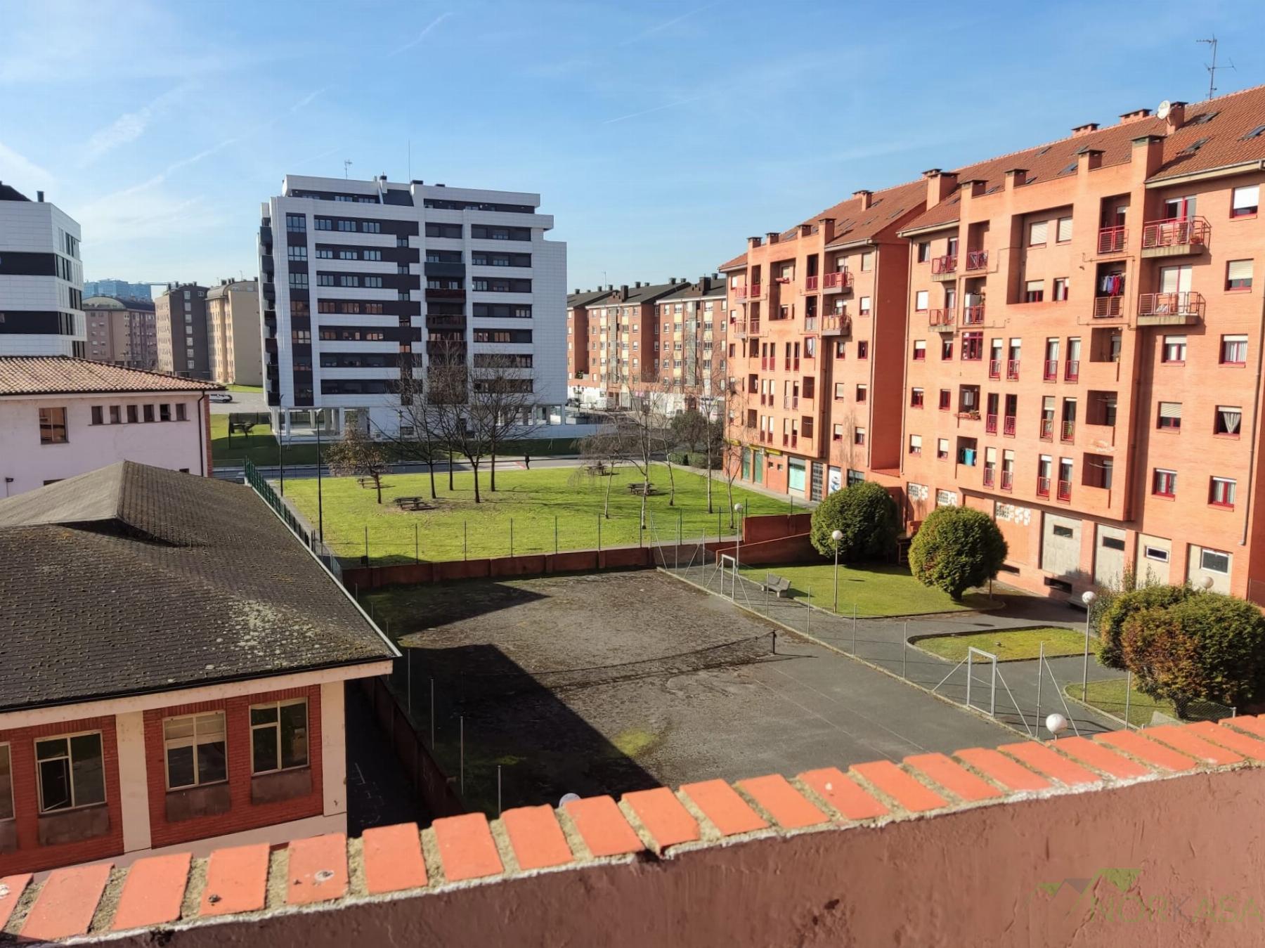 For sale of flat in Oviedo