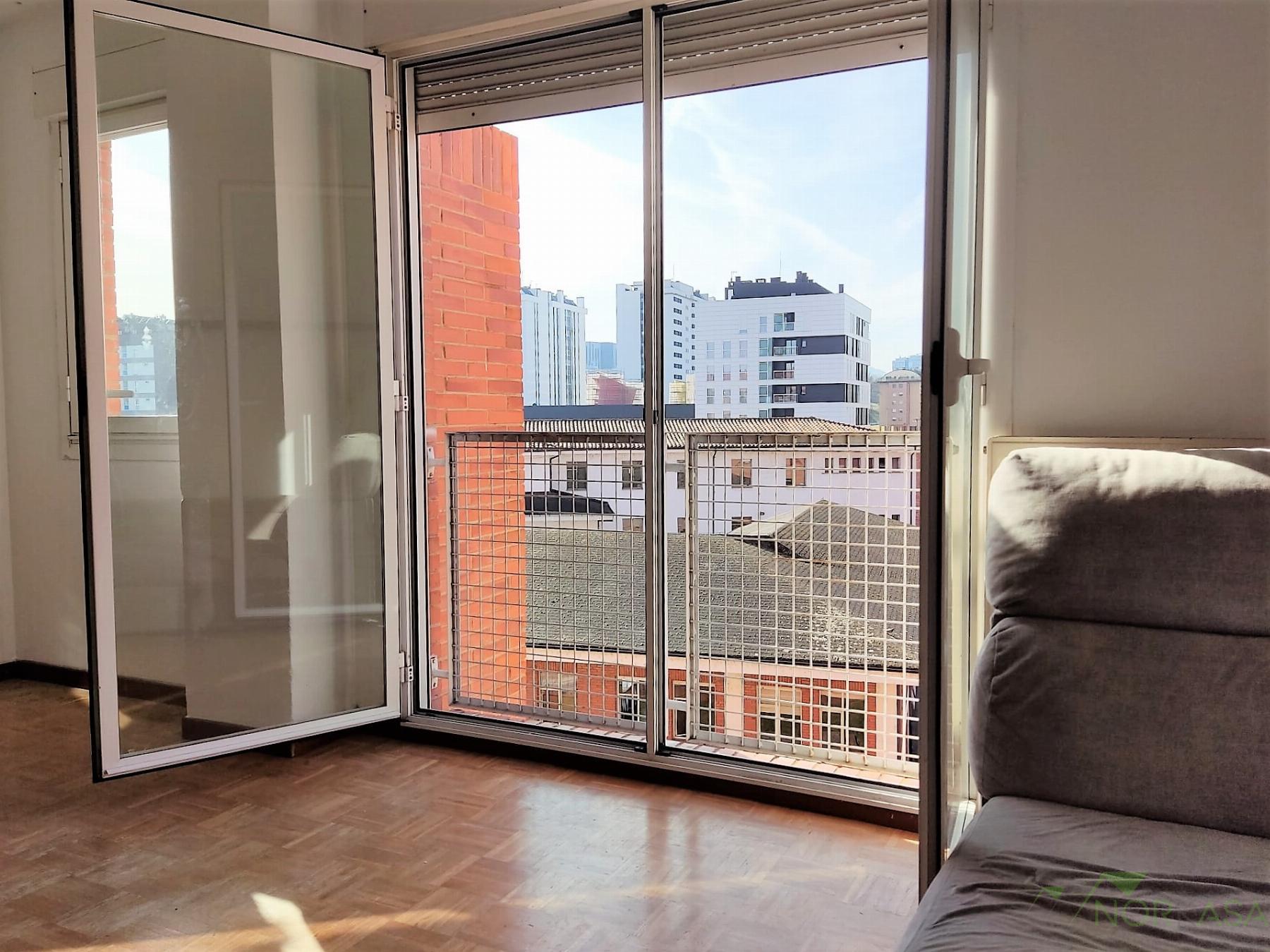 For sale of flat in Oviedo