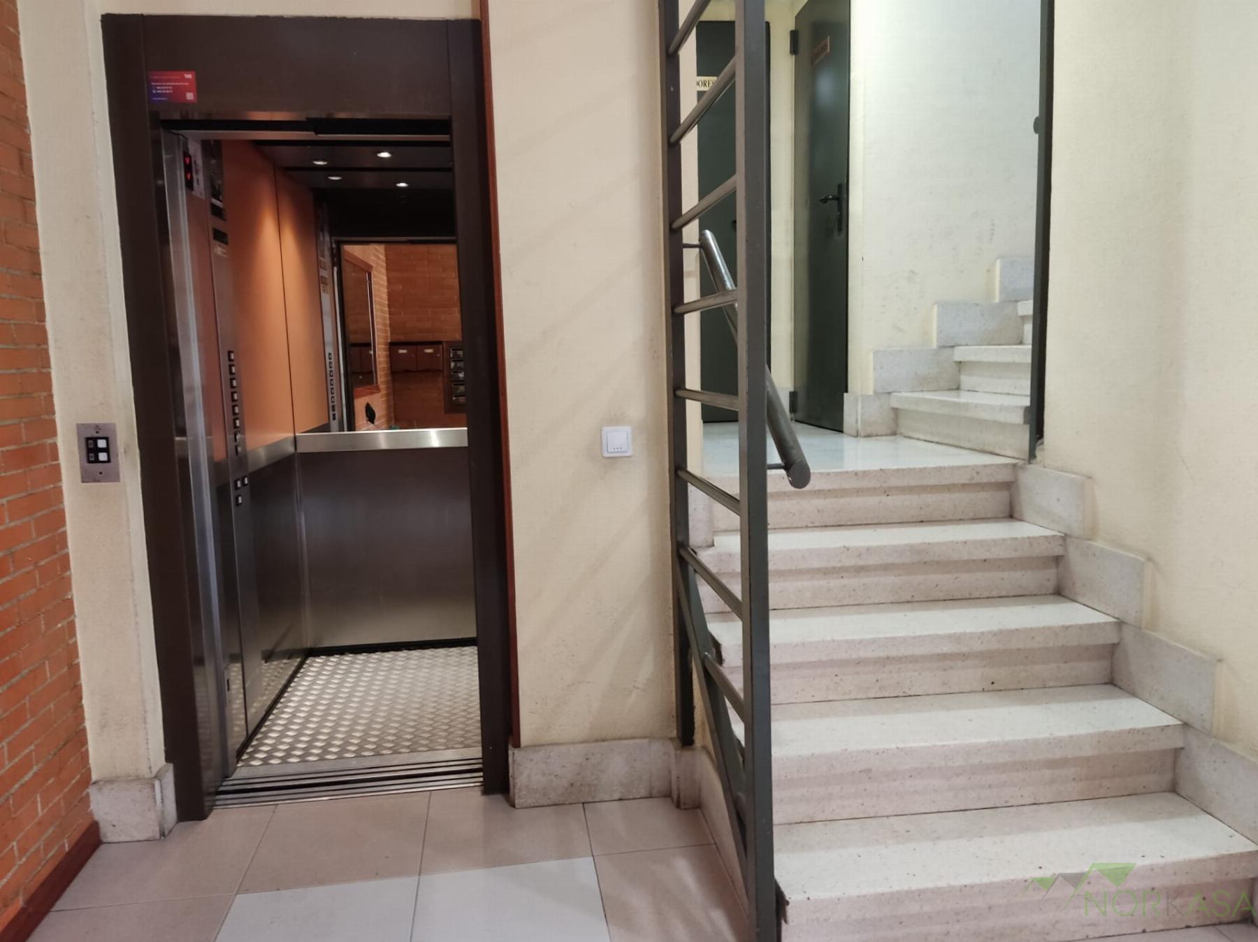 For sale of flat in Oviedo
