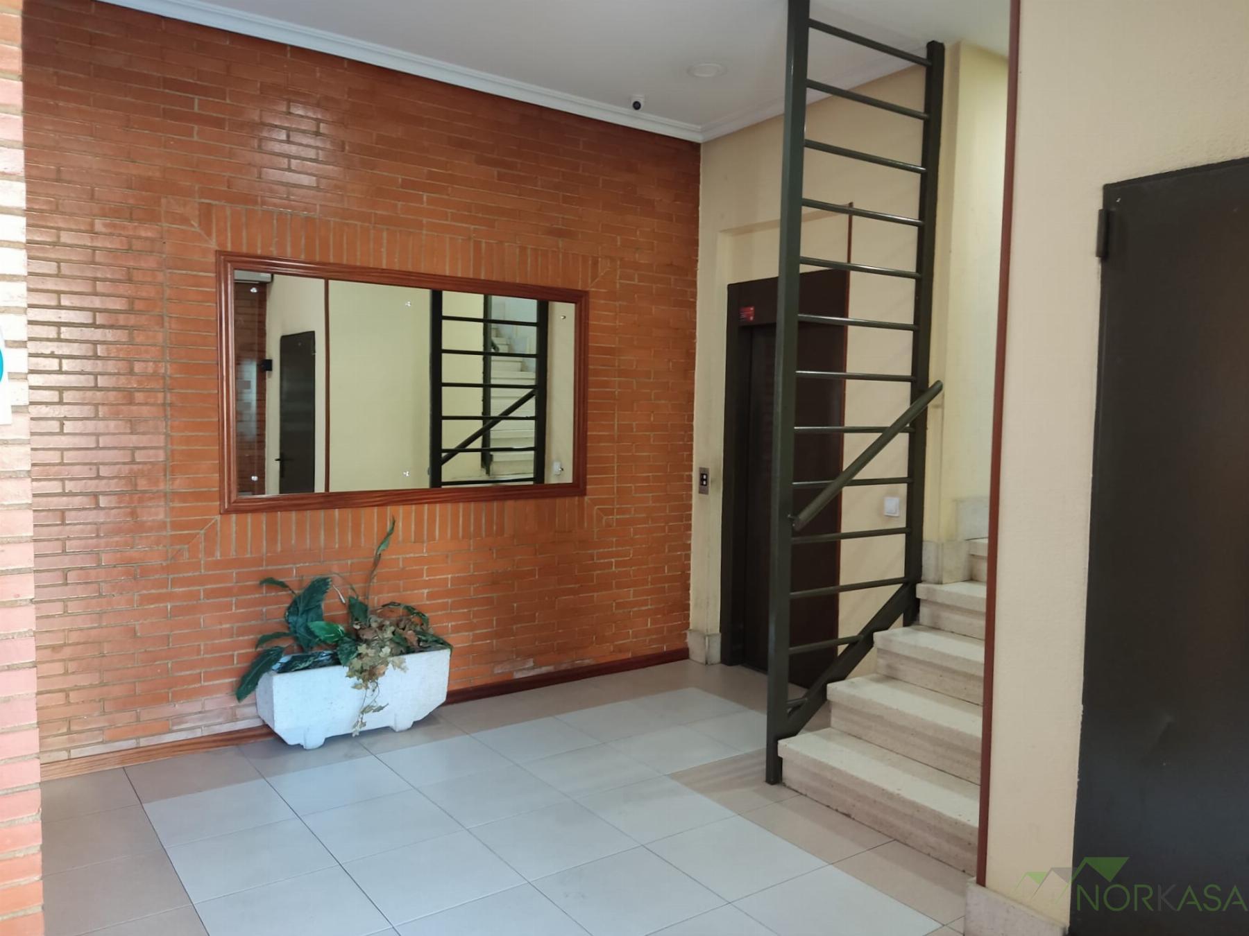 For sale of flat in Oviedo