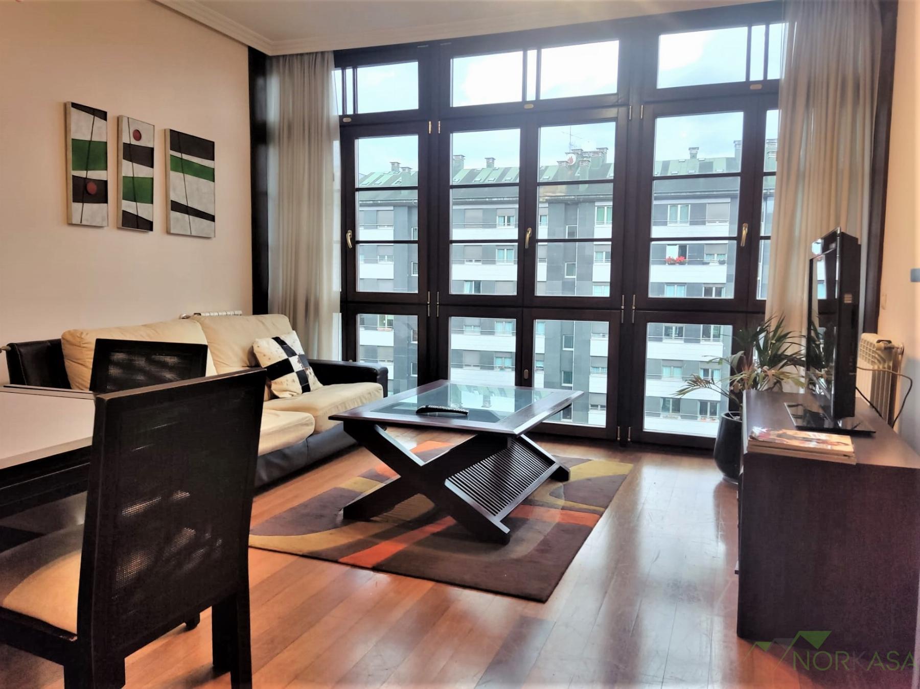 For rent of flat in Oviedo