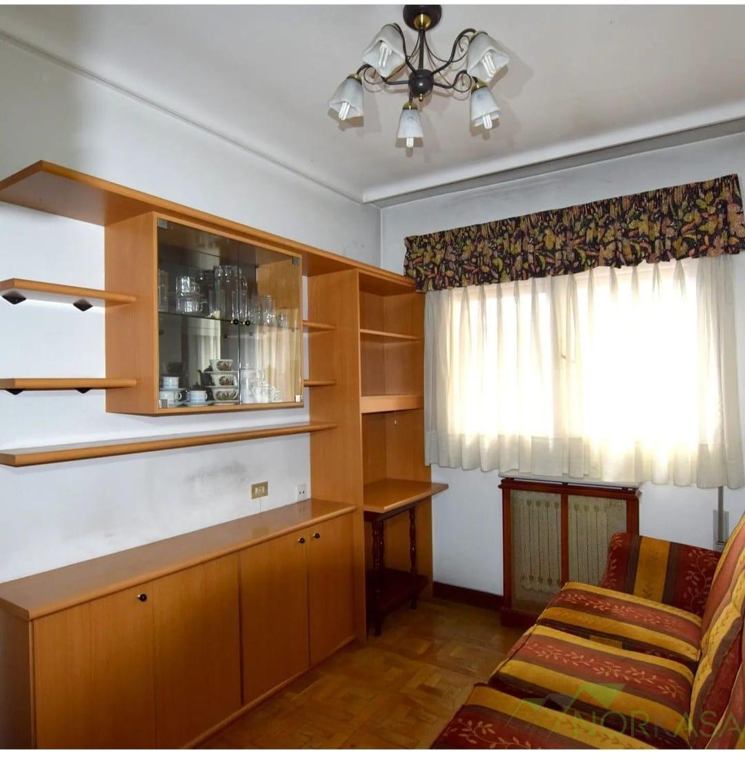 Venta de piso en Oviedo
