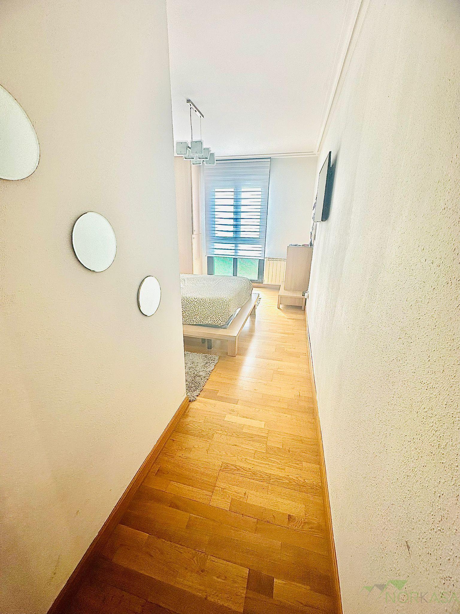 For sale of flat in Gijón