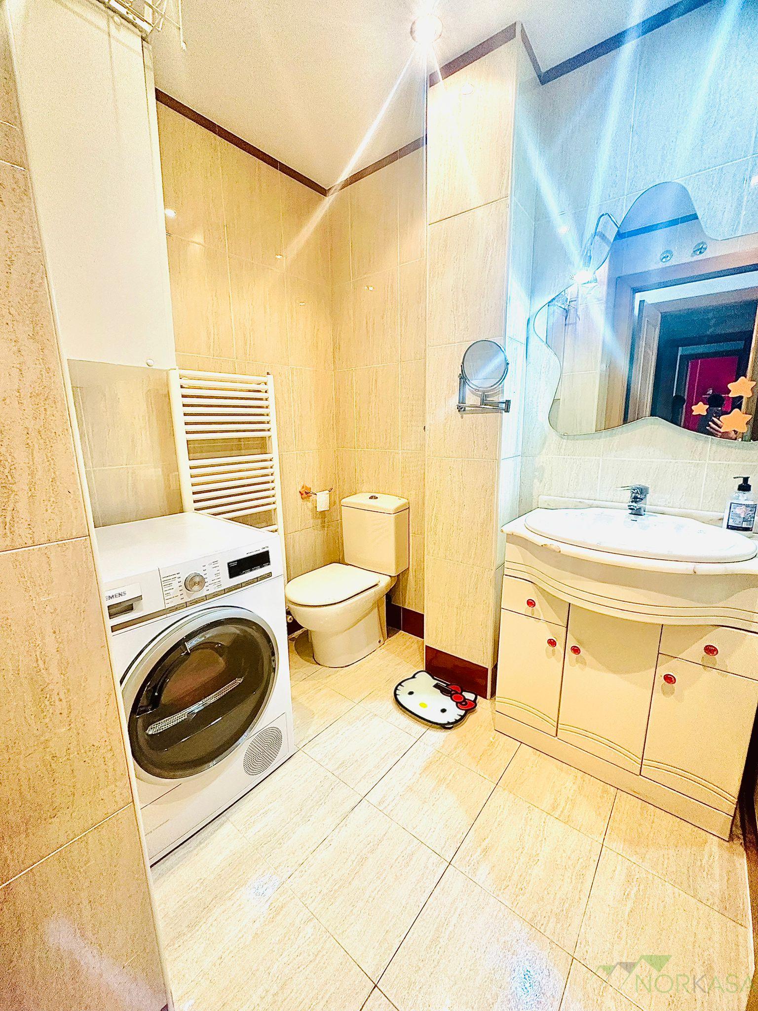 For sale of flat in Gijón