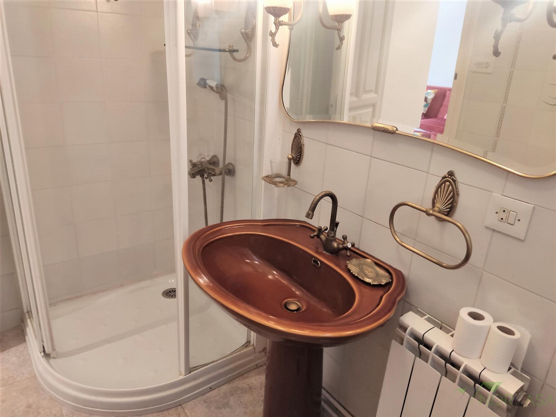 For rent of flat in Oviedo