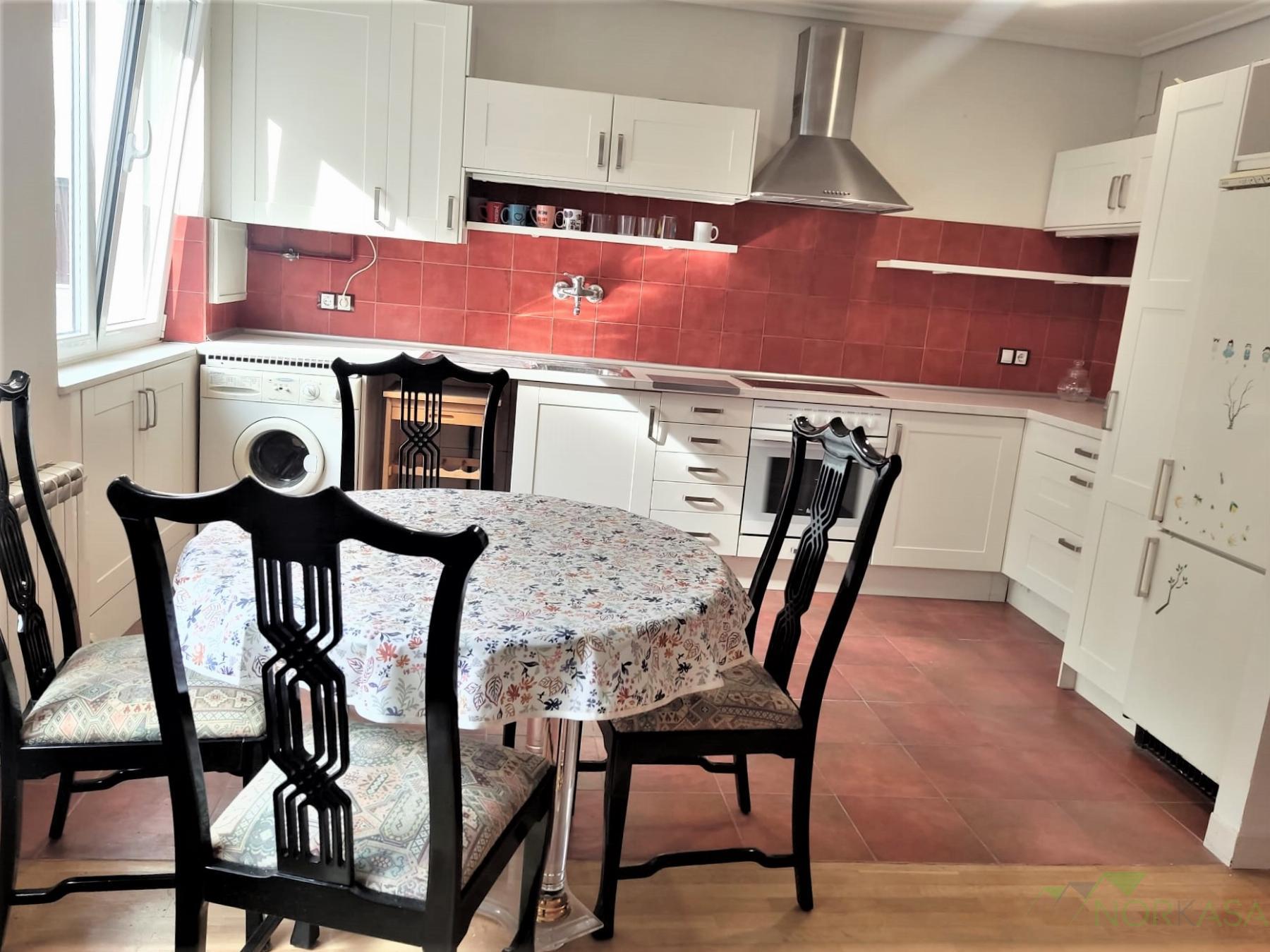 For rent of flat in Oviedo