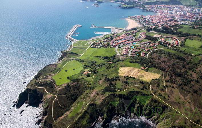 For sale of land in Gozón