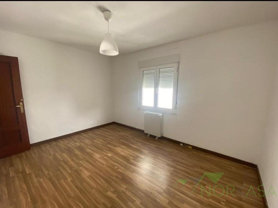 For sale of flat in Oviedo