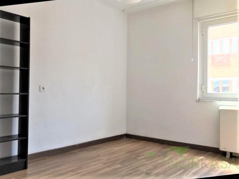 For sale of flat in Oviedo