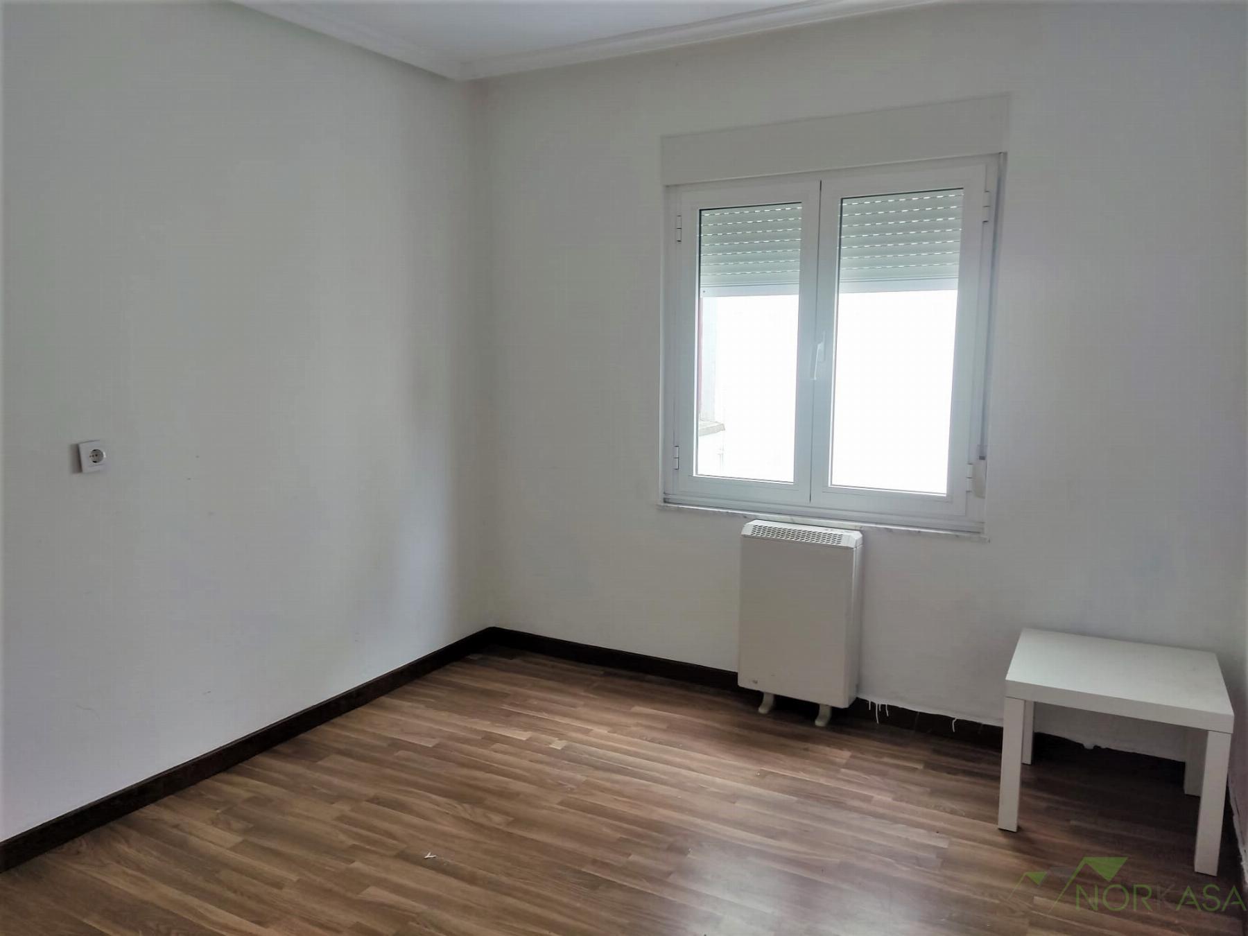 For sale of flat in Oviedo