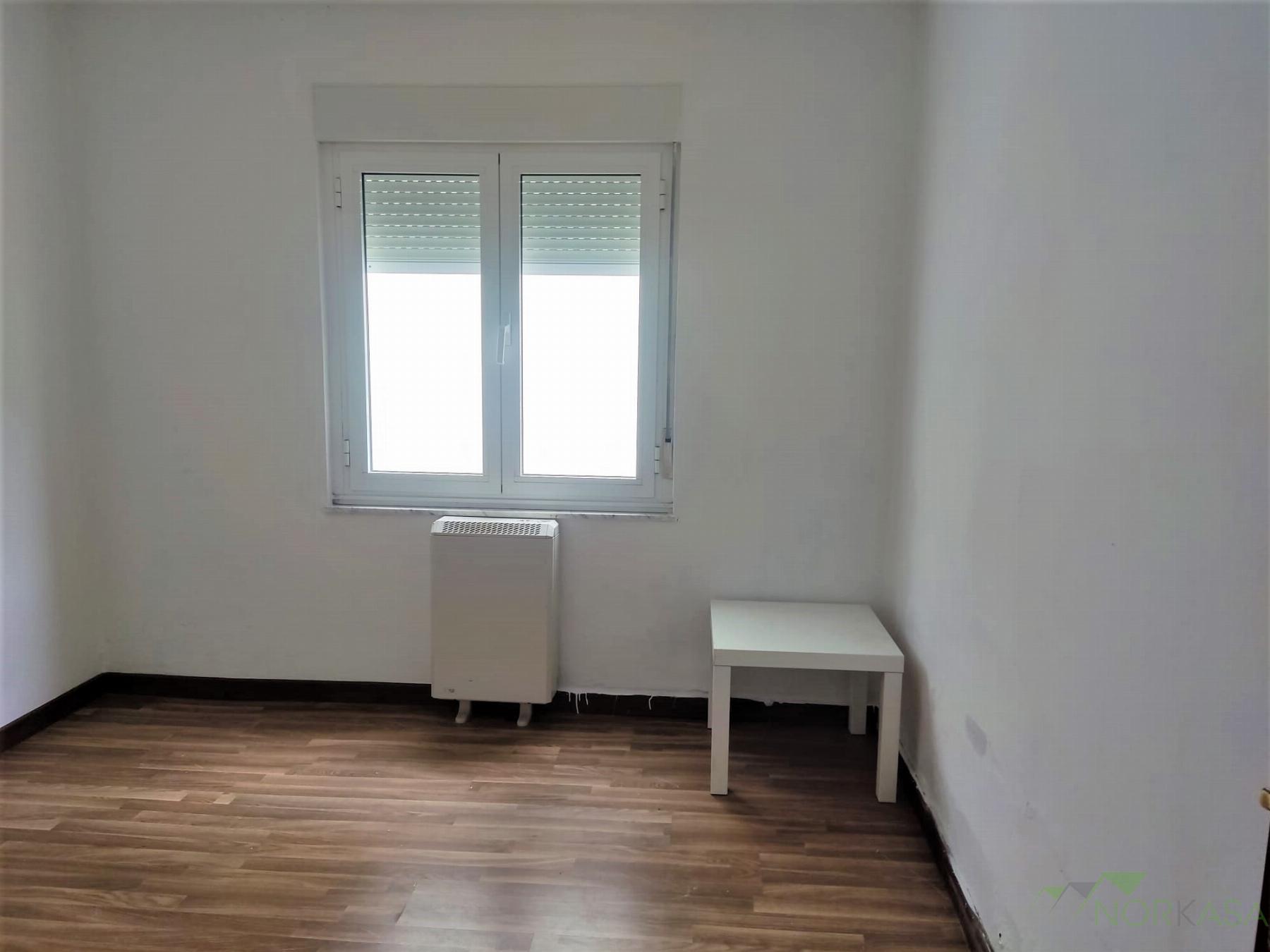 For sale of flat in Oviedo