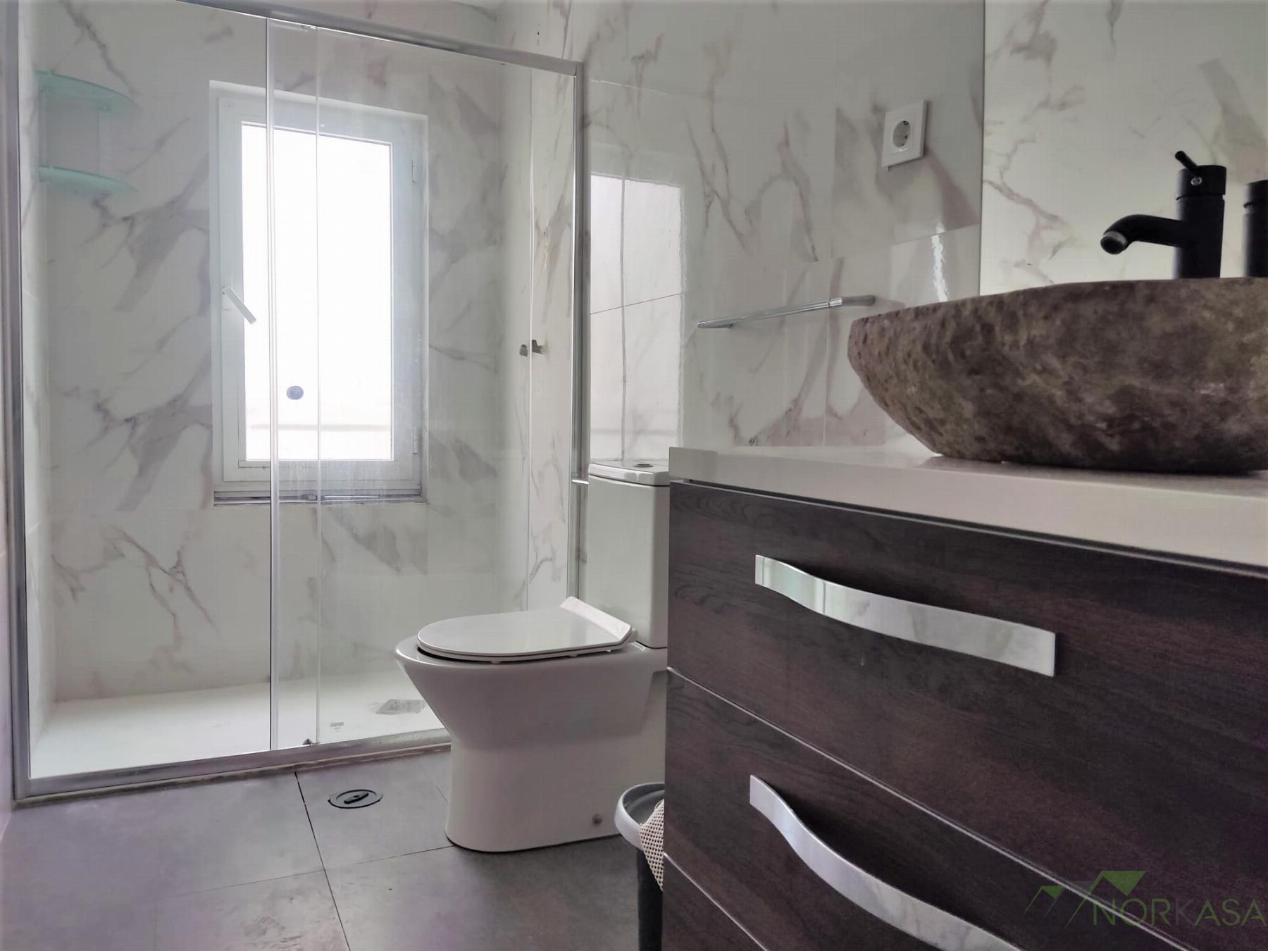 For sale of flat in Oviedo