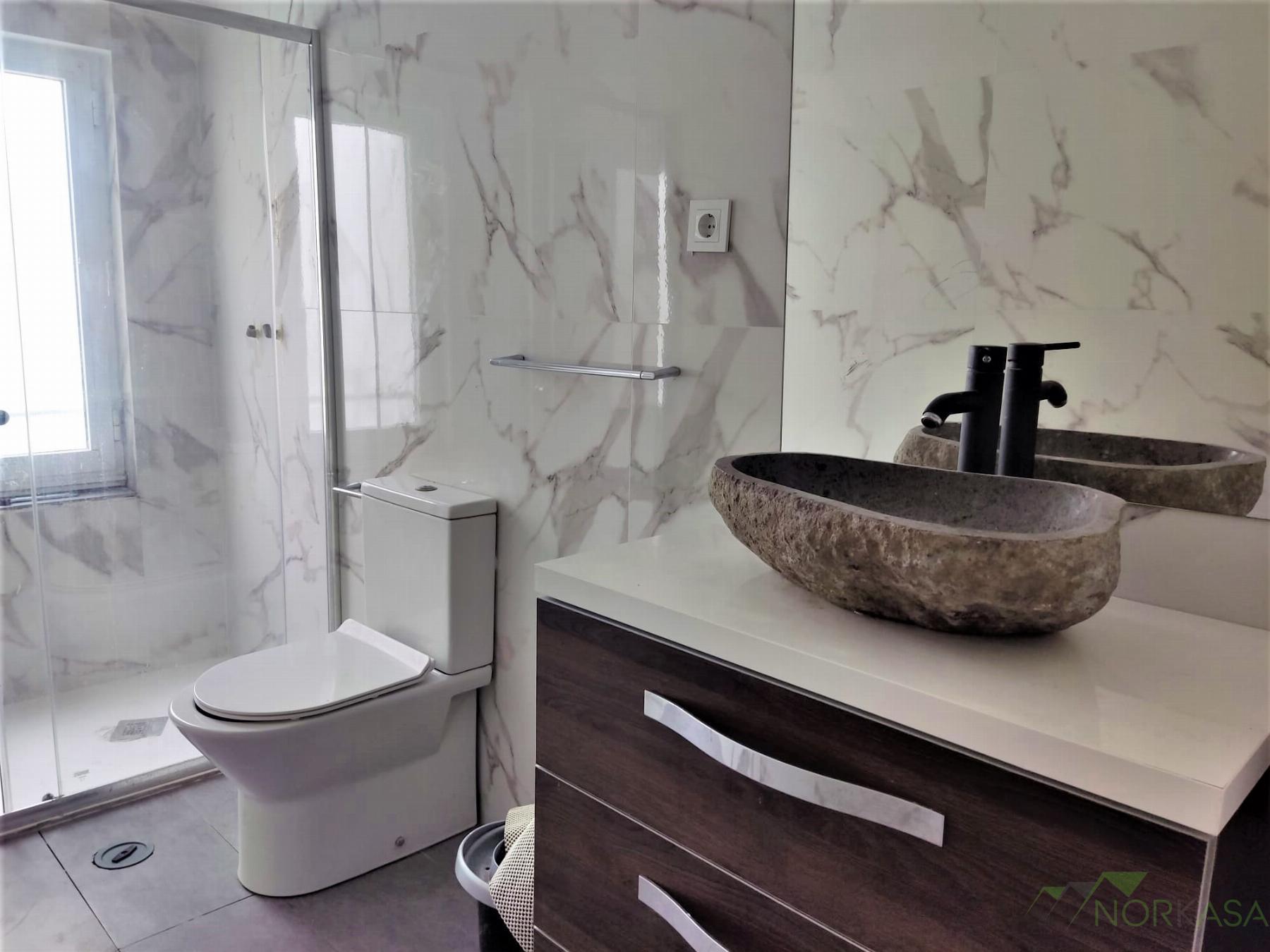 For sale of flat in Oviedo