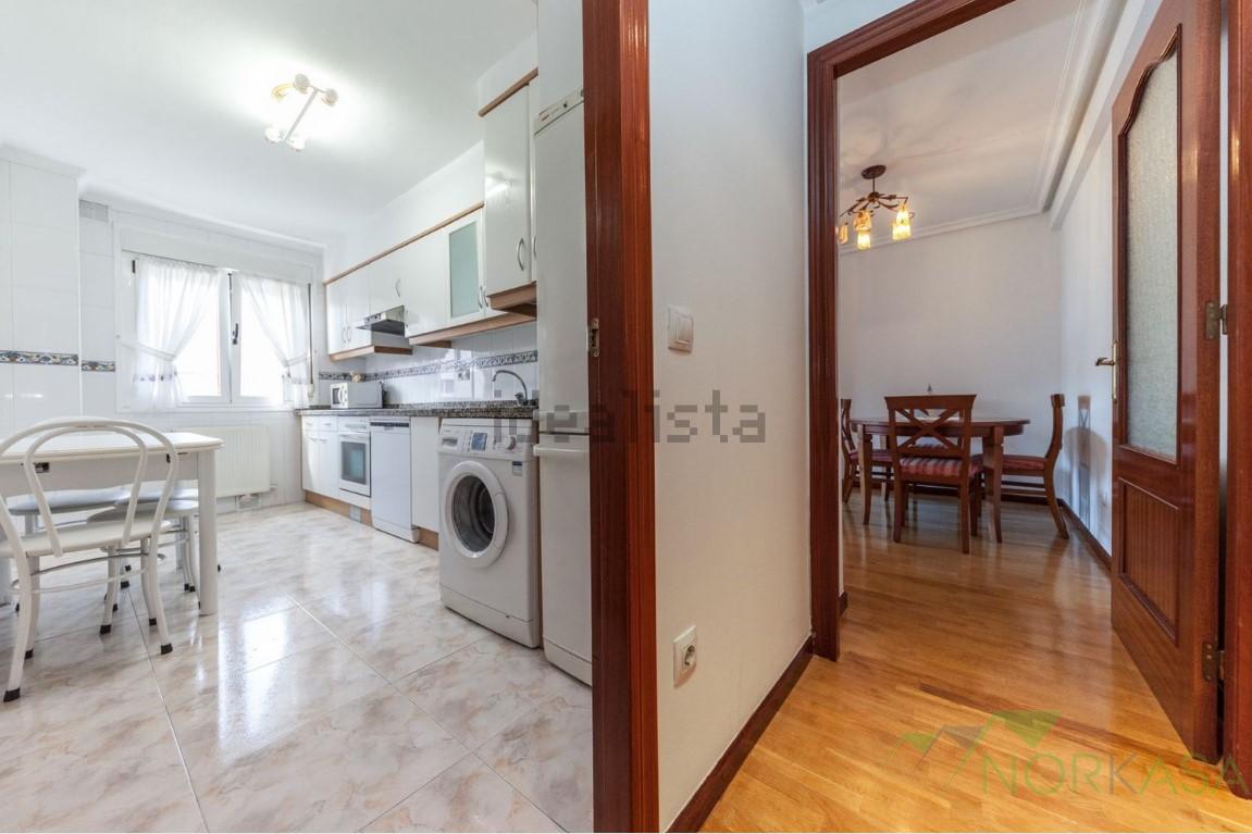 For sale of flat in Gijón