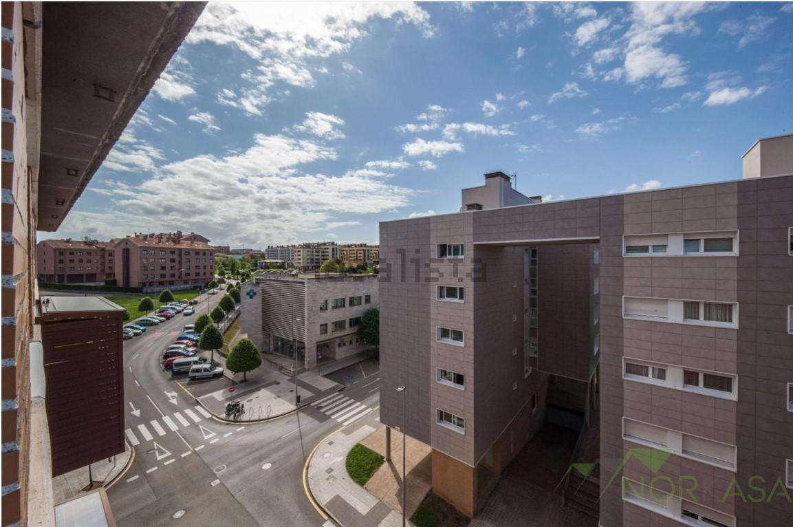 For sale of flat in Gijón