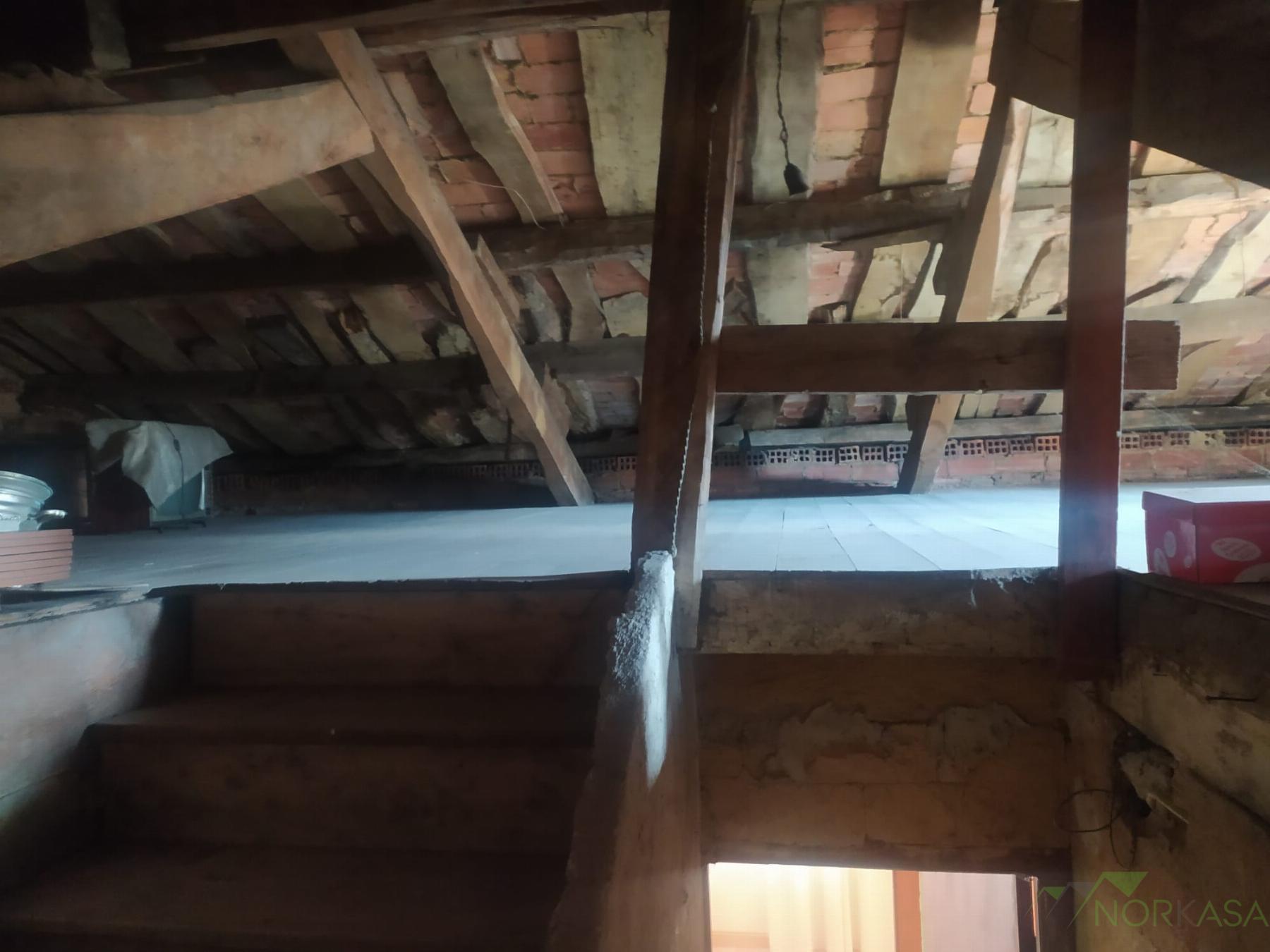 Venta de casa en Bimenes