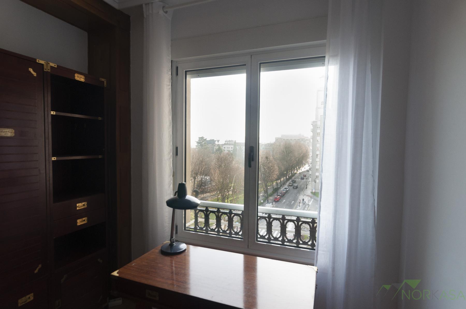 For rent of flat in Oviedo