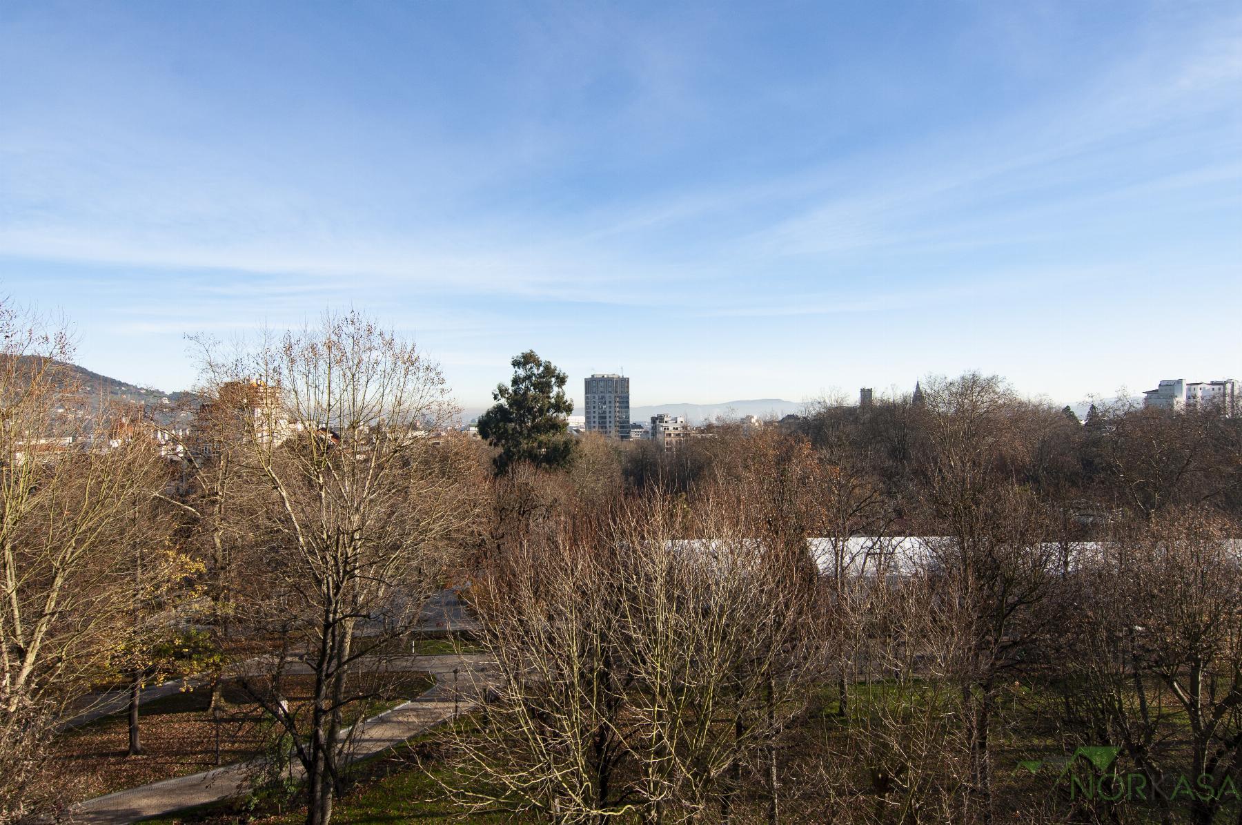 For rent of flat in Oviedo