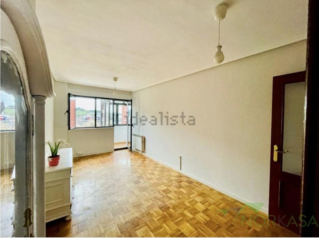 For sale of flat in Avilés Concejo