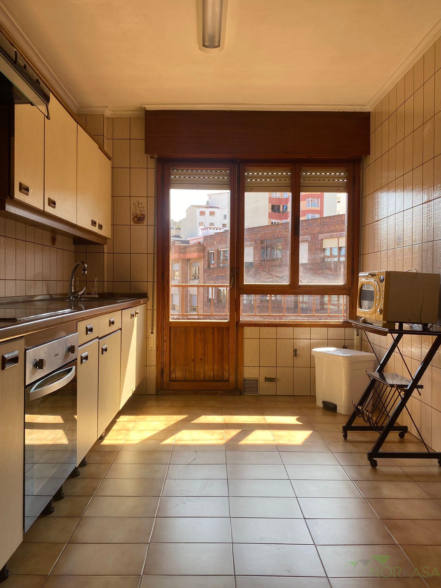 For sale of flat in Avilés Concejo