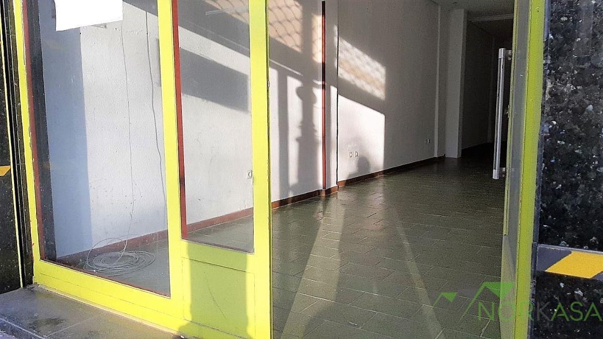 For sale of commercial in Oviedo