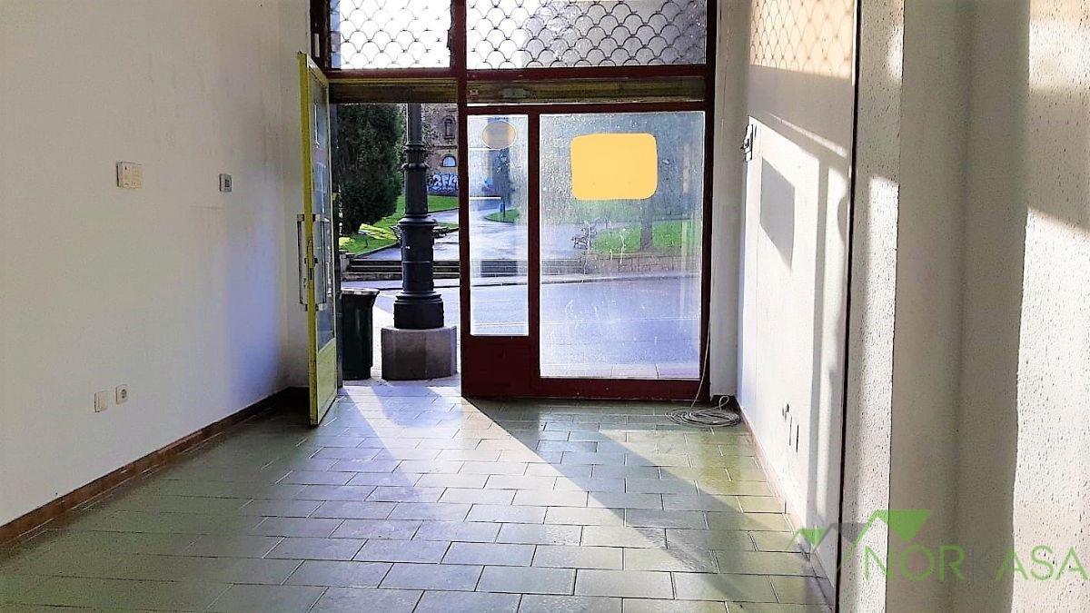 For sale of commercial in Oviedo