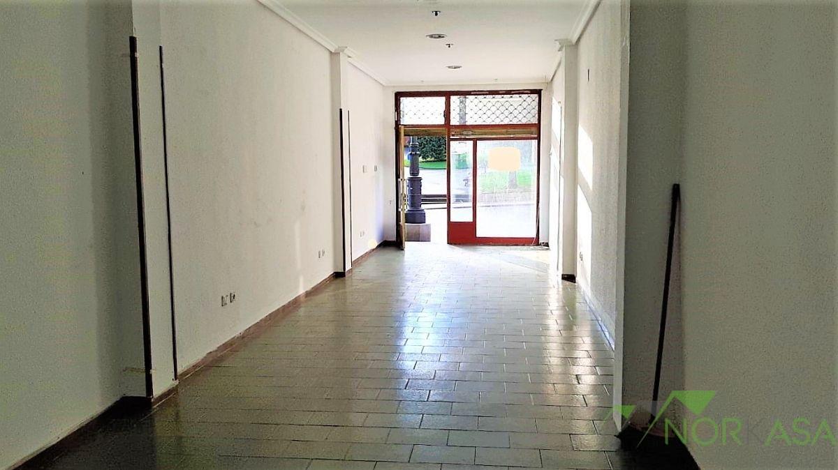 For sale of commercial in Oviedo