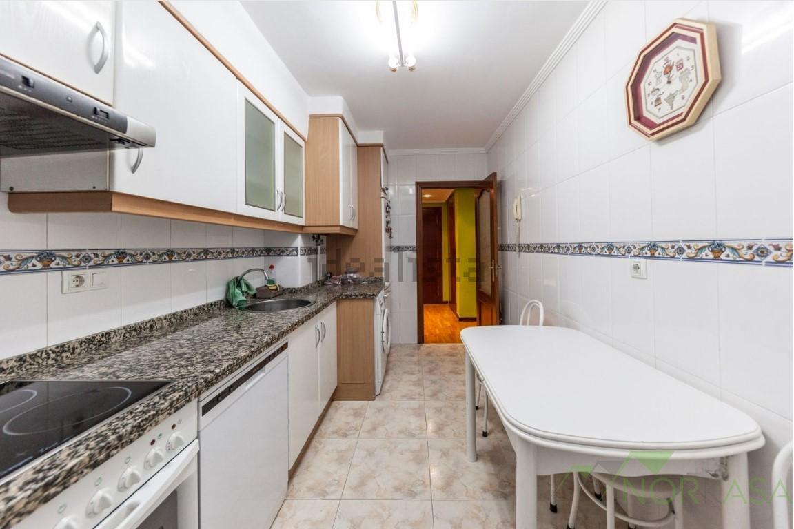 For sale of flat in Gijón