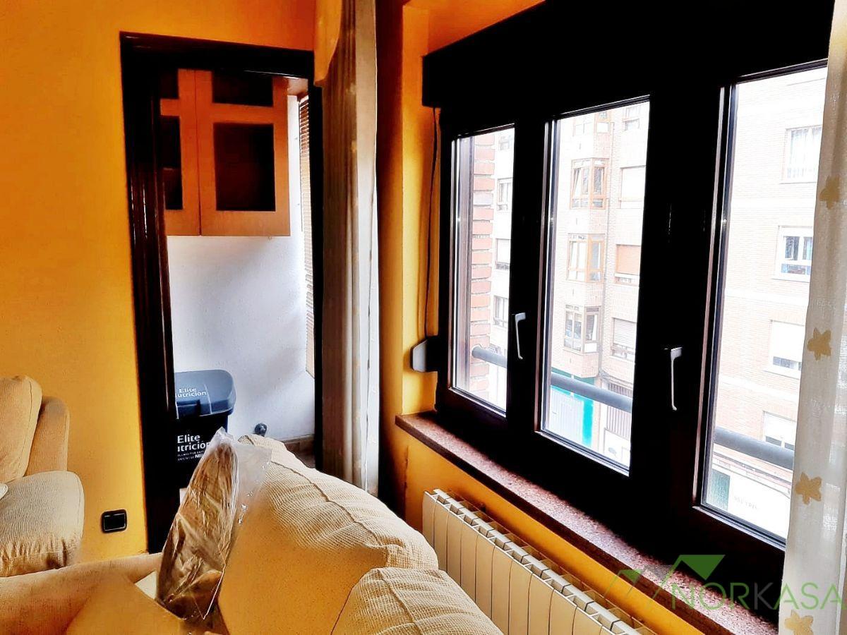 For sale of flat in Oviedo