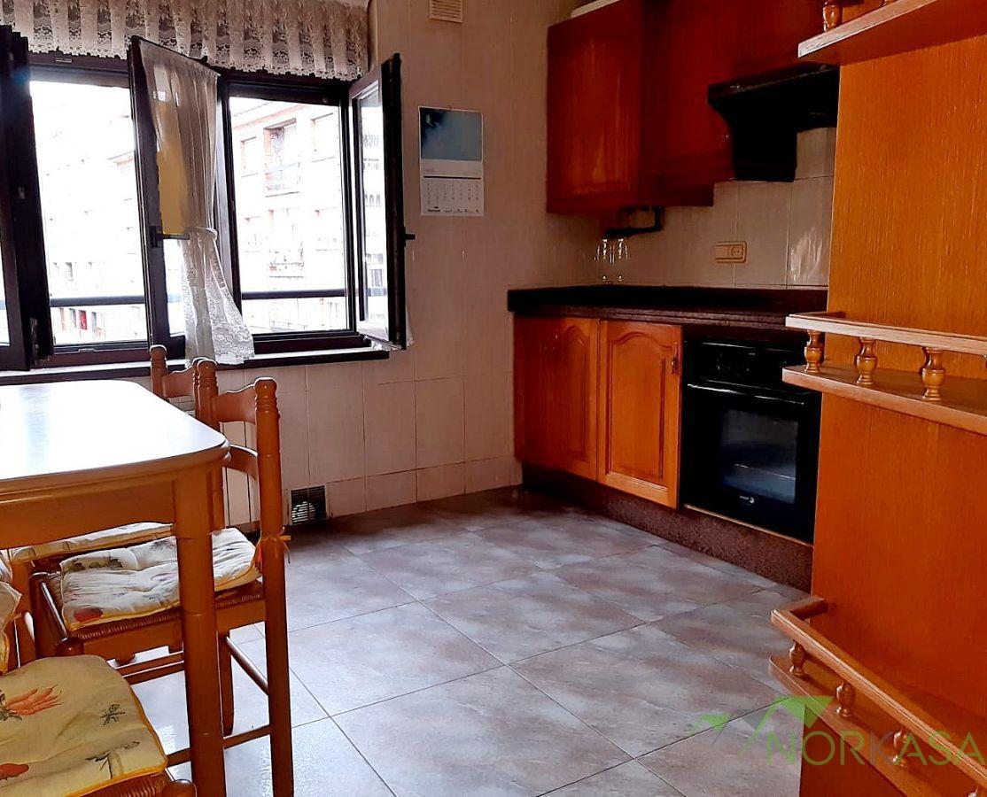 For sale of flat in Oviedo