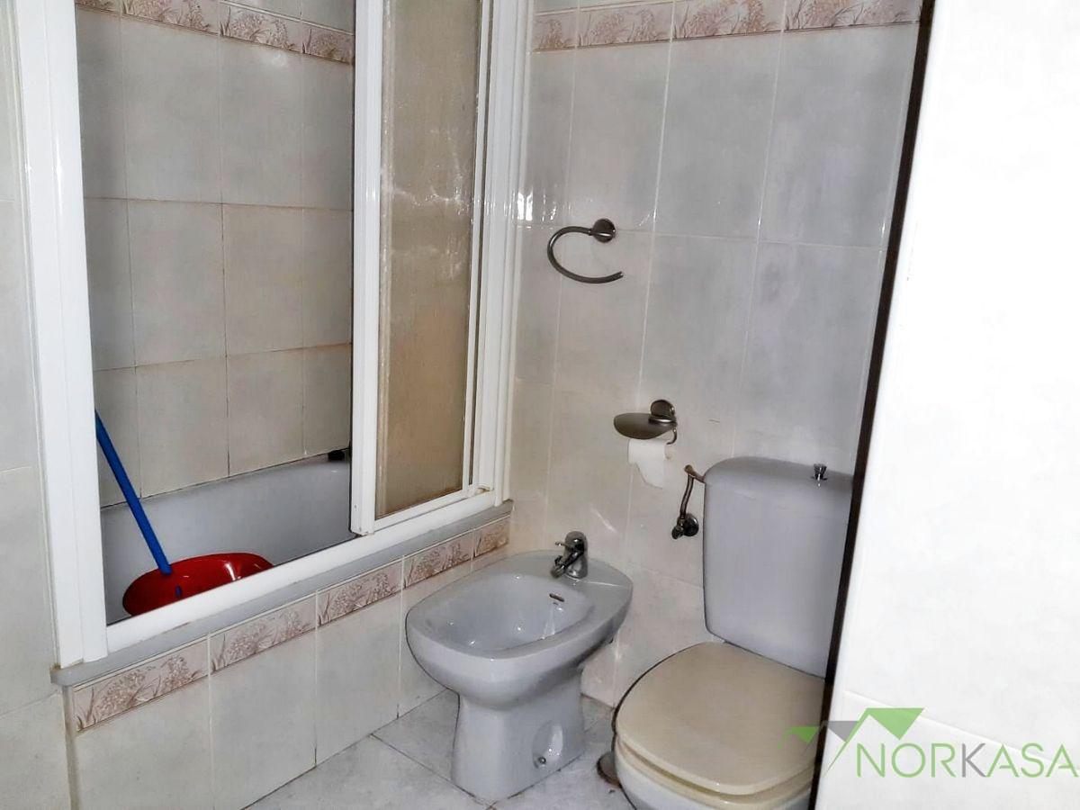 For sale of flat in Oviedo