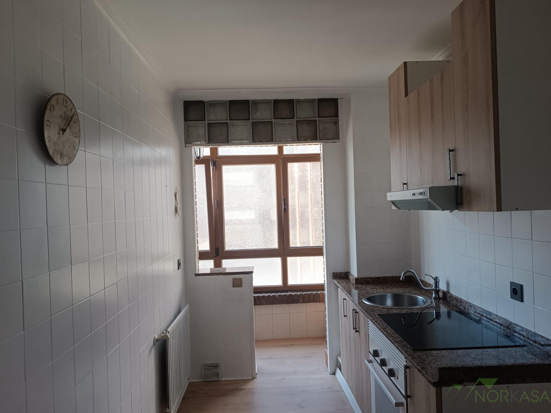 For sale of flat in Oviedo