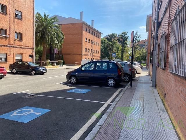 For sale of flat in Oviedo