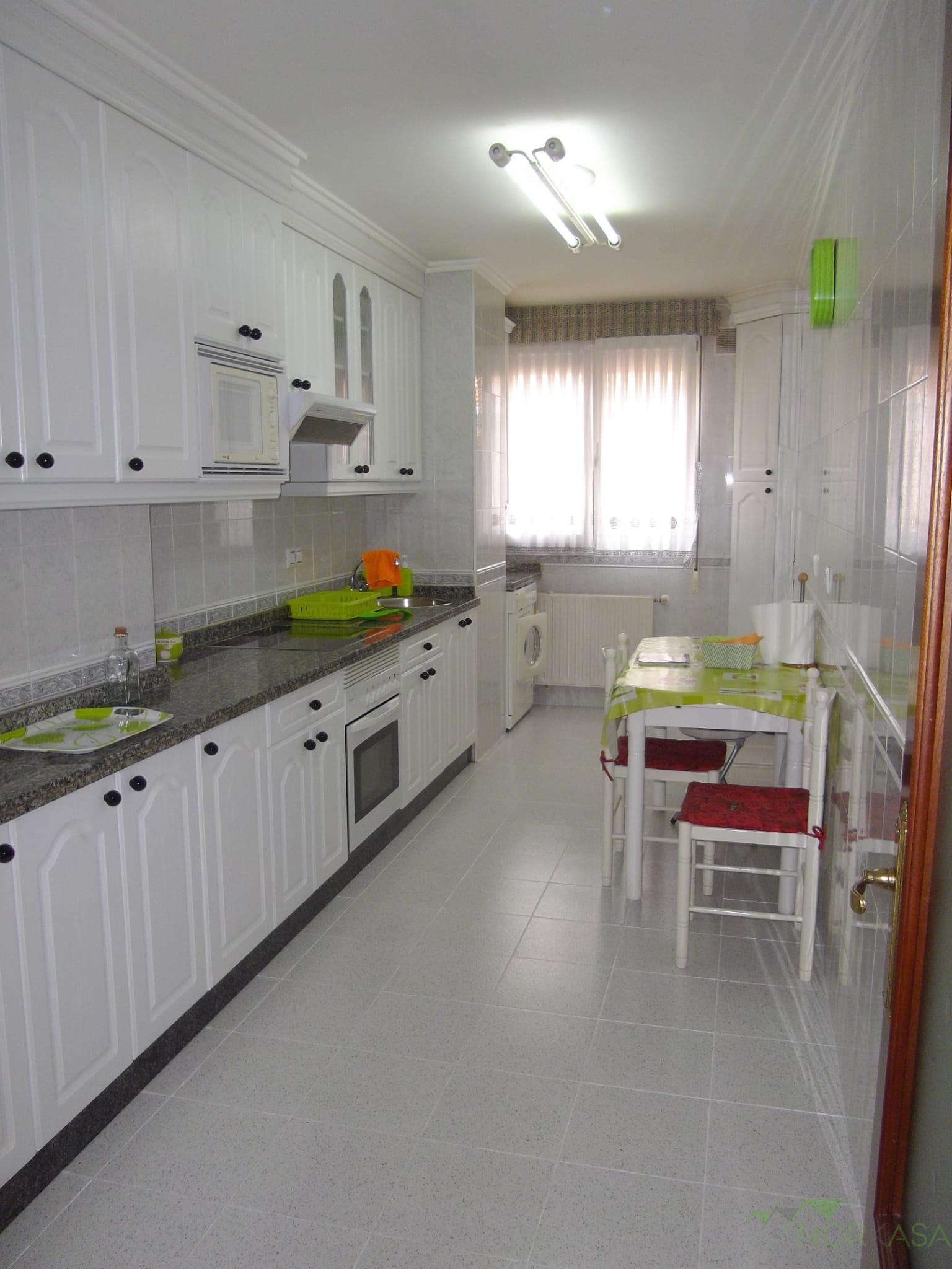 For sale of flat in Oviedo