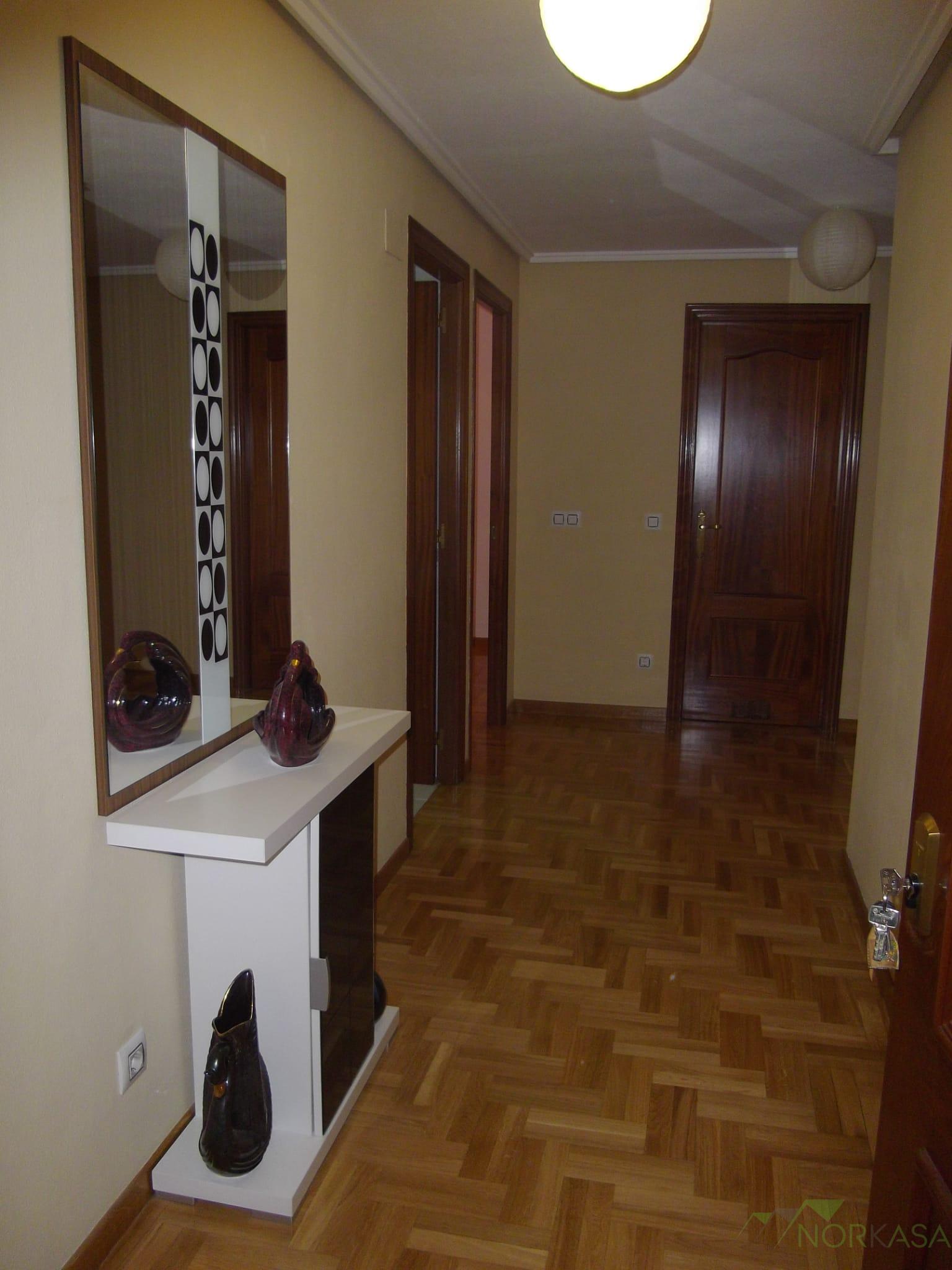For sale of flat in Oviedo
