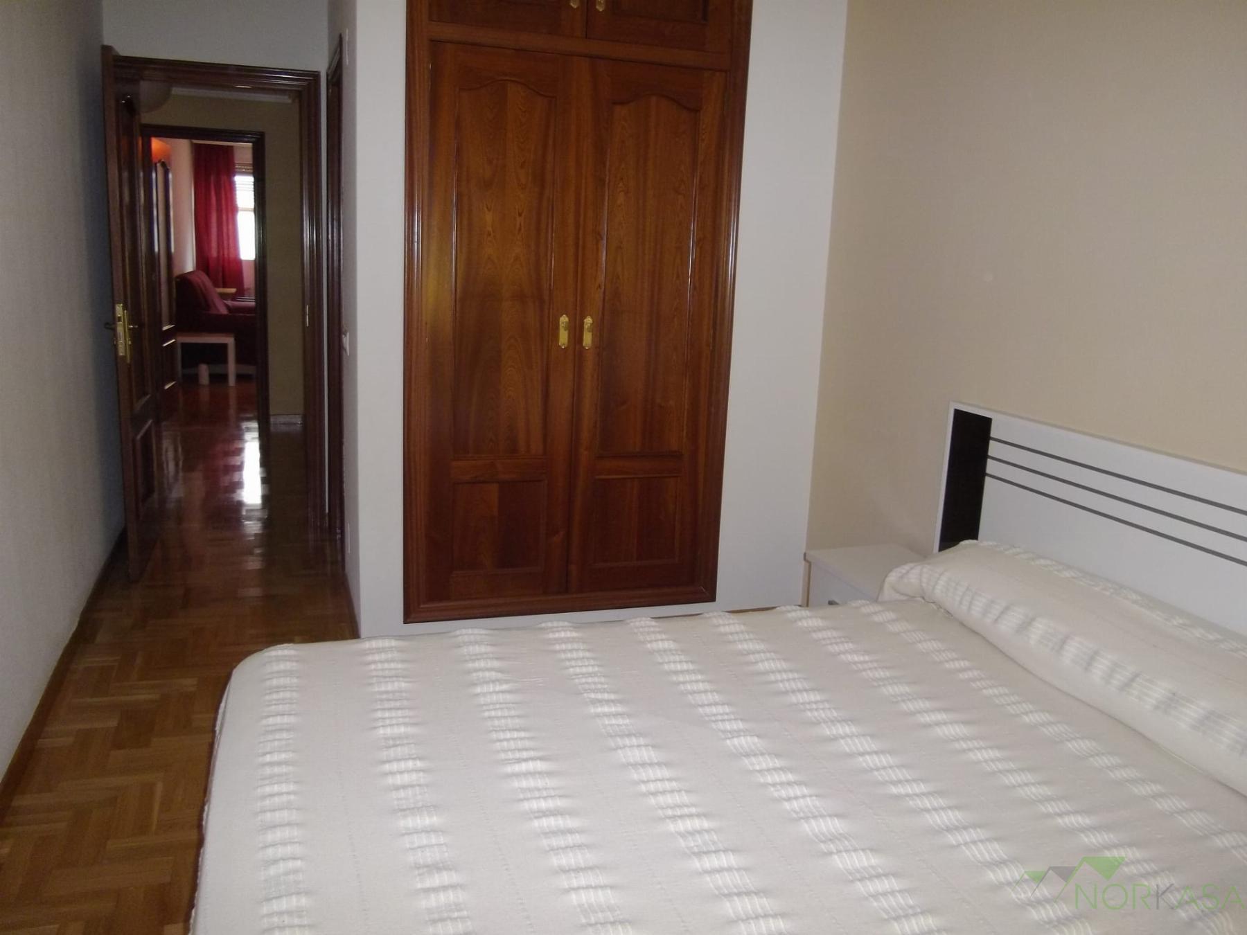 For sale of flat in Oviedo